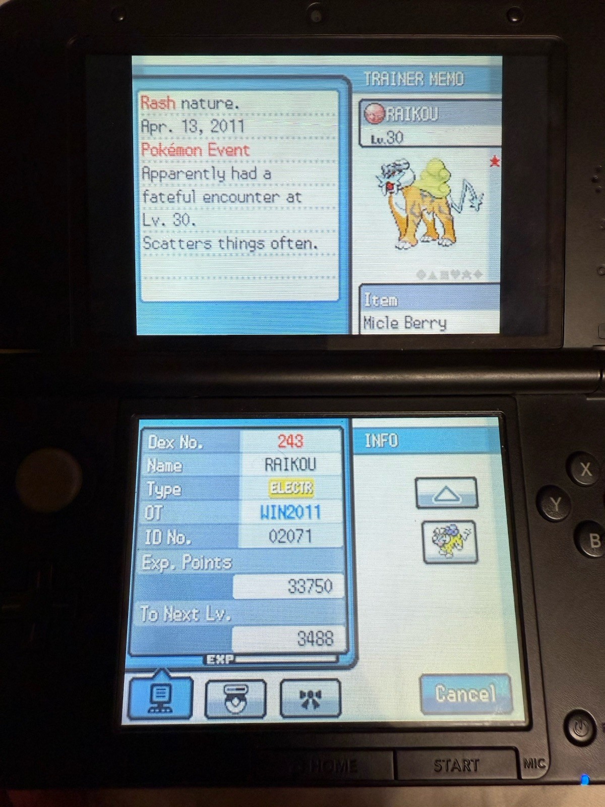 Pokemon: Soulsilver Version w/ Working Pokewalker (Nintendo DS, 2010), Big Box
