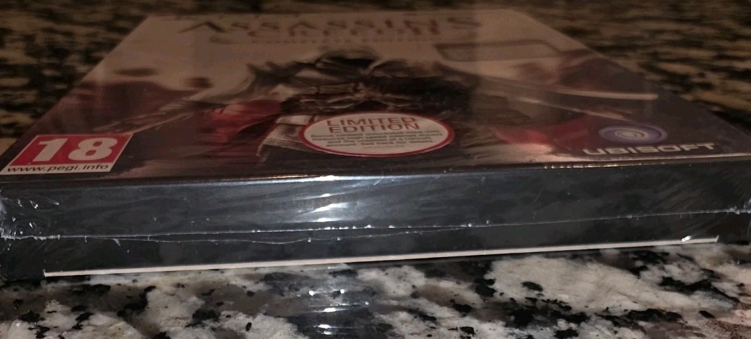Assassins Creed 2 Complete Edition Limited Edition Sealed RARE. Please Read