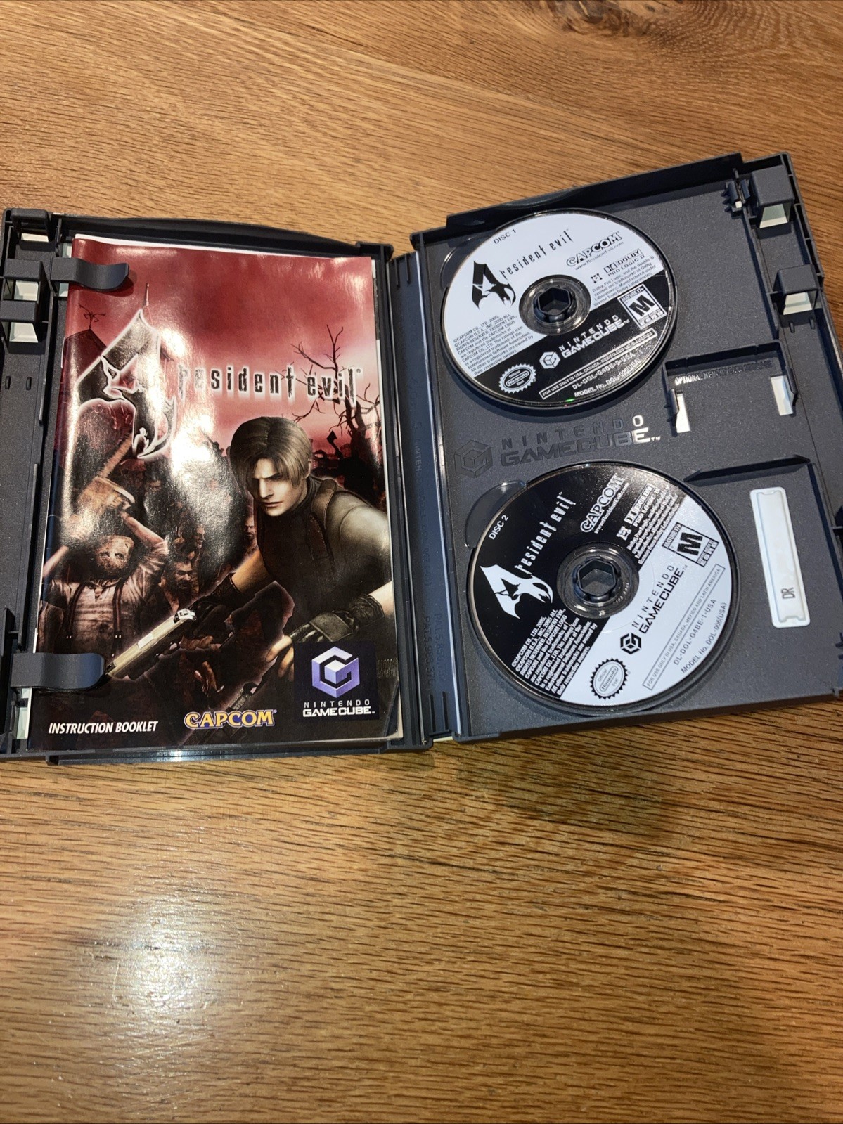 Resident Evil 4 (Nintendo GameCube, 2005) Both Discs – Tested – Label Bubble