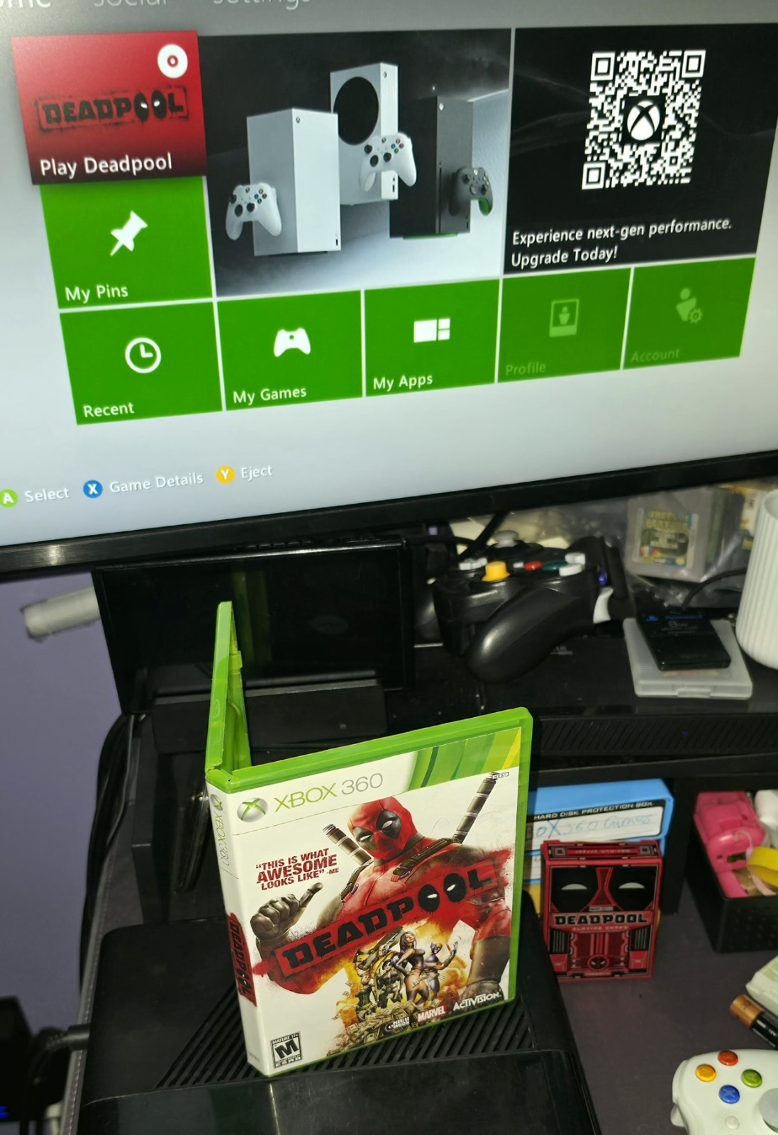 Deadpool Xbox 360 Bundle Scratch Free Near Mint CIB Game DP Playing Cards