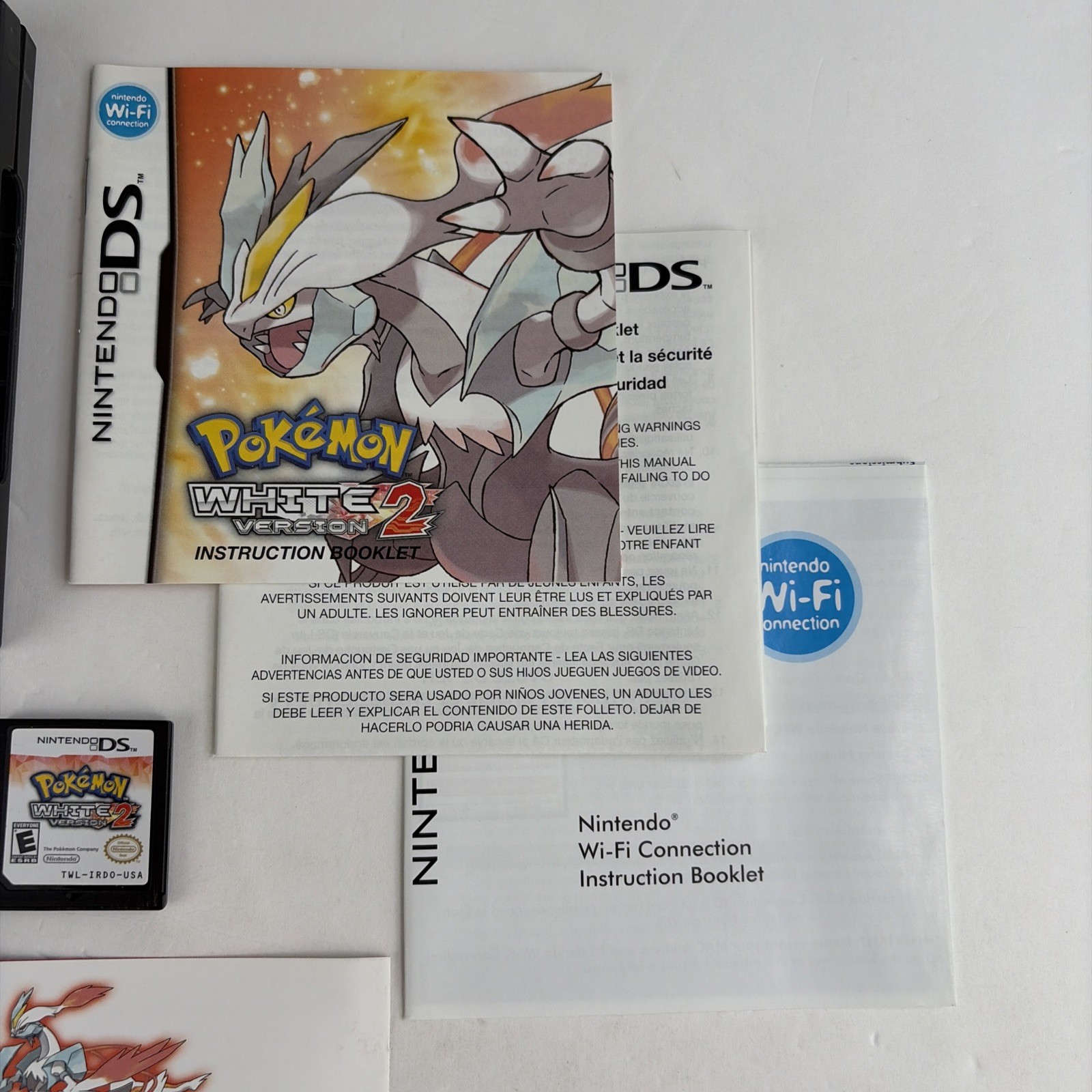 Pokemon White Version 2 WALMART VARIANT W Inserts Nintendo DS Complete Authentic