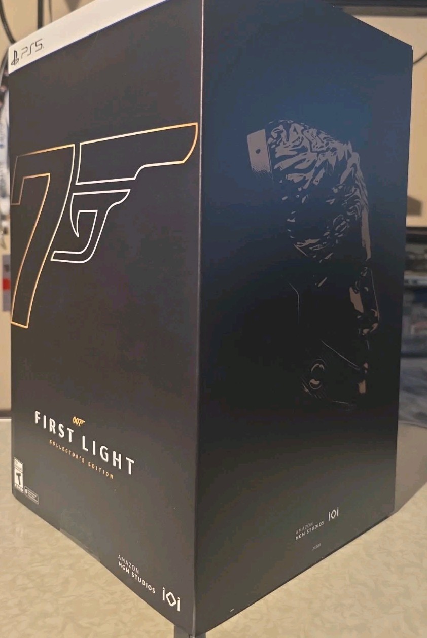 007: First Light Collector’s Edition PlayStation PS5 Factory Sealed In Hand