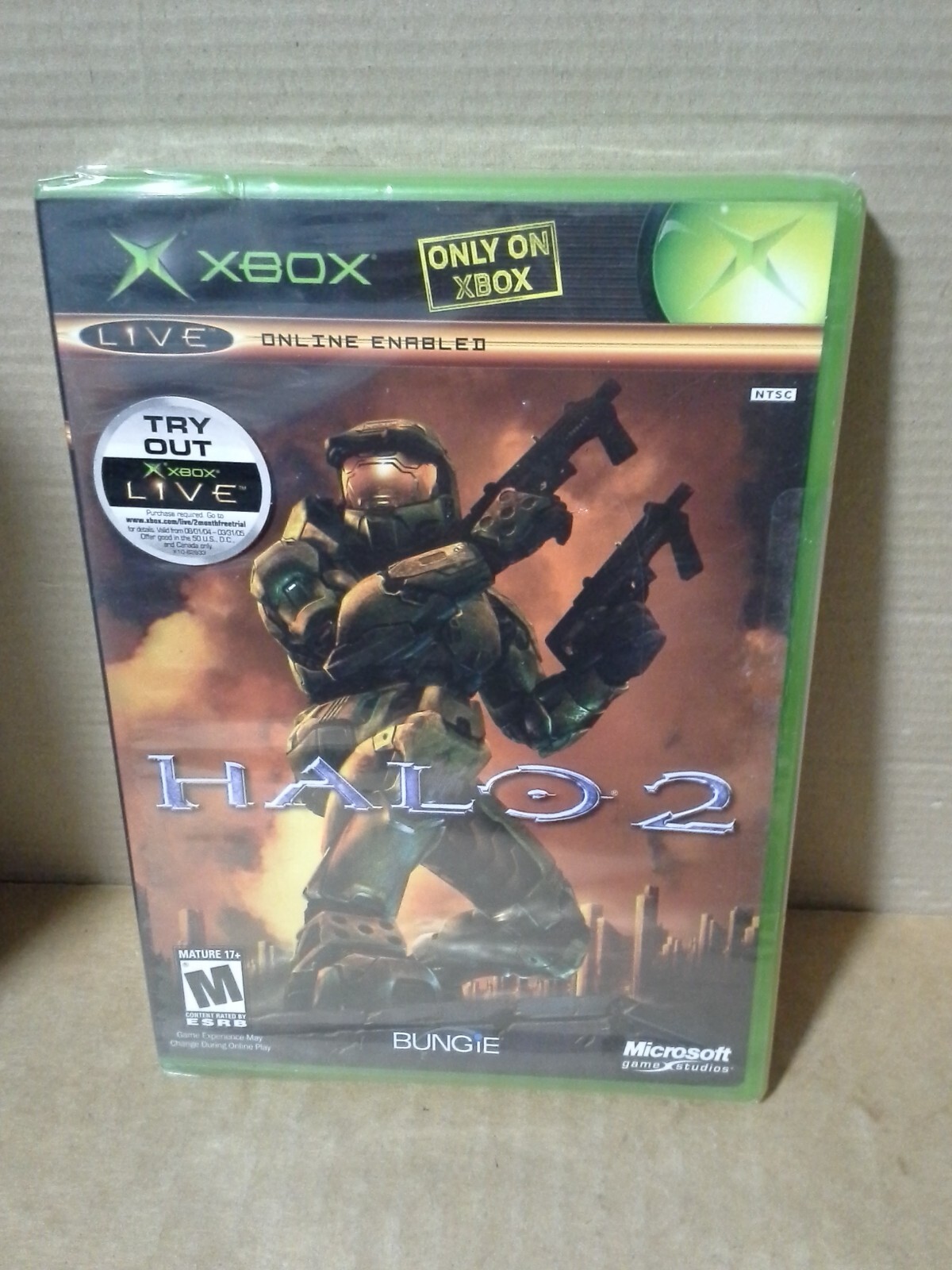 Halo 2 2004 Xbox w/Xbox Live Sticker. Sealed-Damaged Plastic Packaging