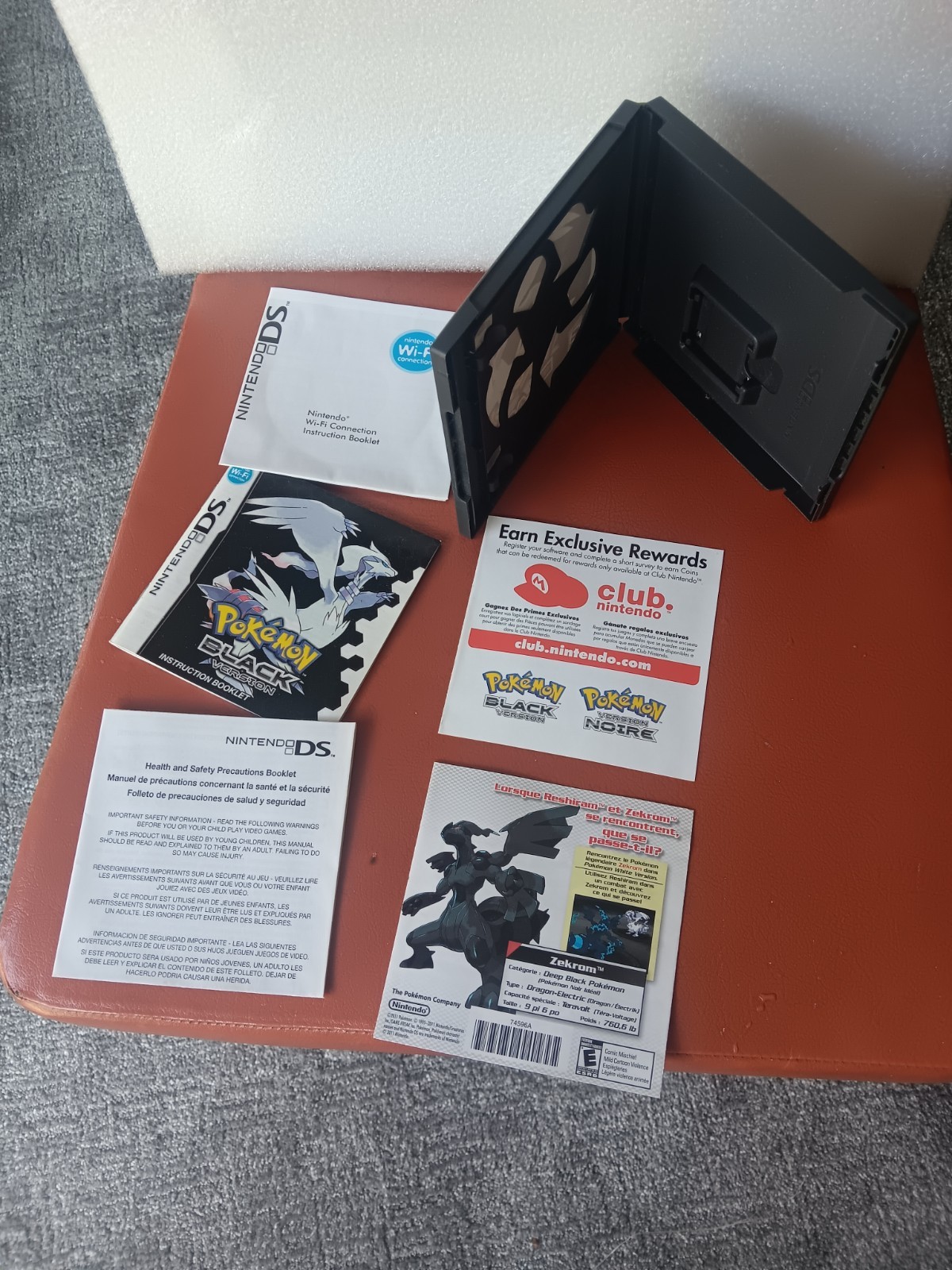 Nintendo DS Pokemon Black Version – Case + Manual & Inserts ONLY–No Cartridge