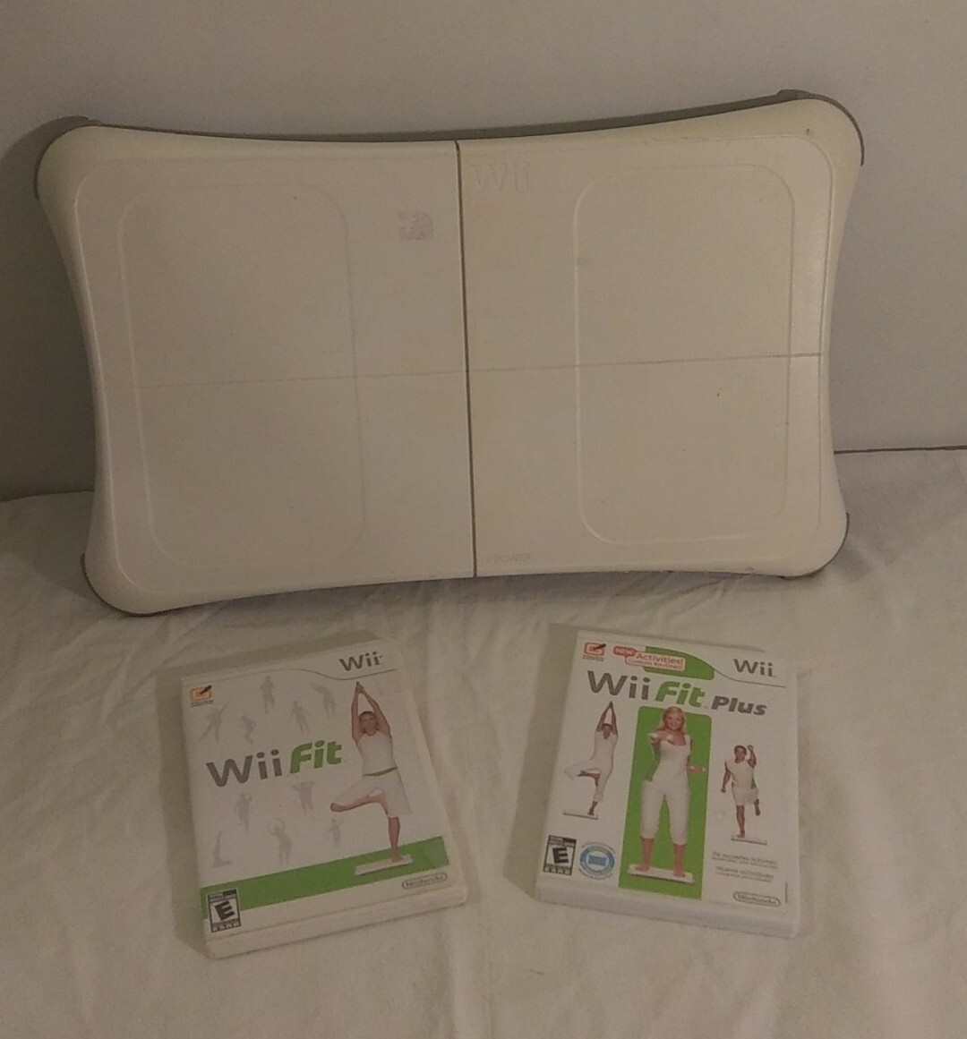 Nintendo Wii Game Bundle -Wii Fit & Wii Fit Plus w/Balance Board- *TESTED GUC*