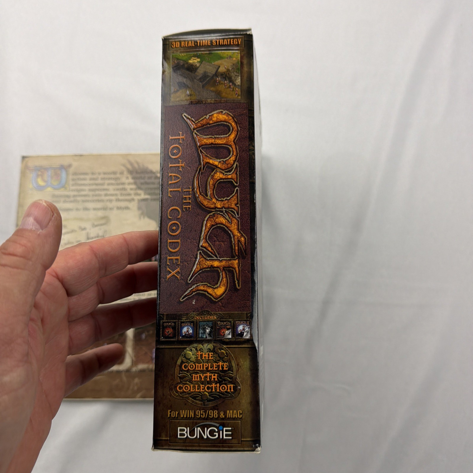 Myth: The Total Codex Big Box + 3 CDs & Jewel Case CD-Rom 1999 Windows 98/99/NT