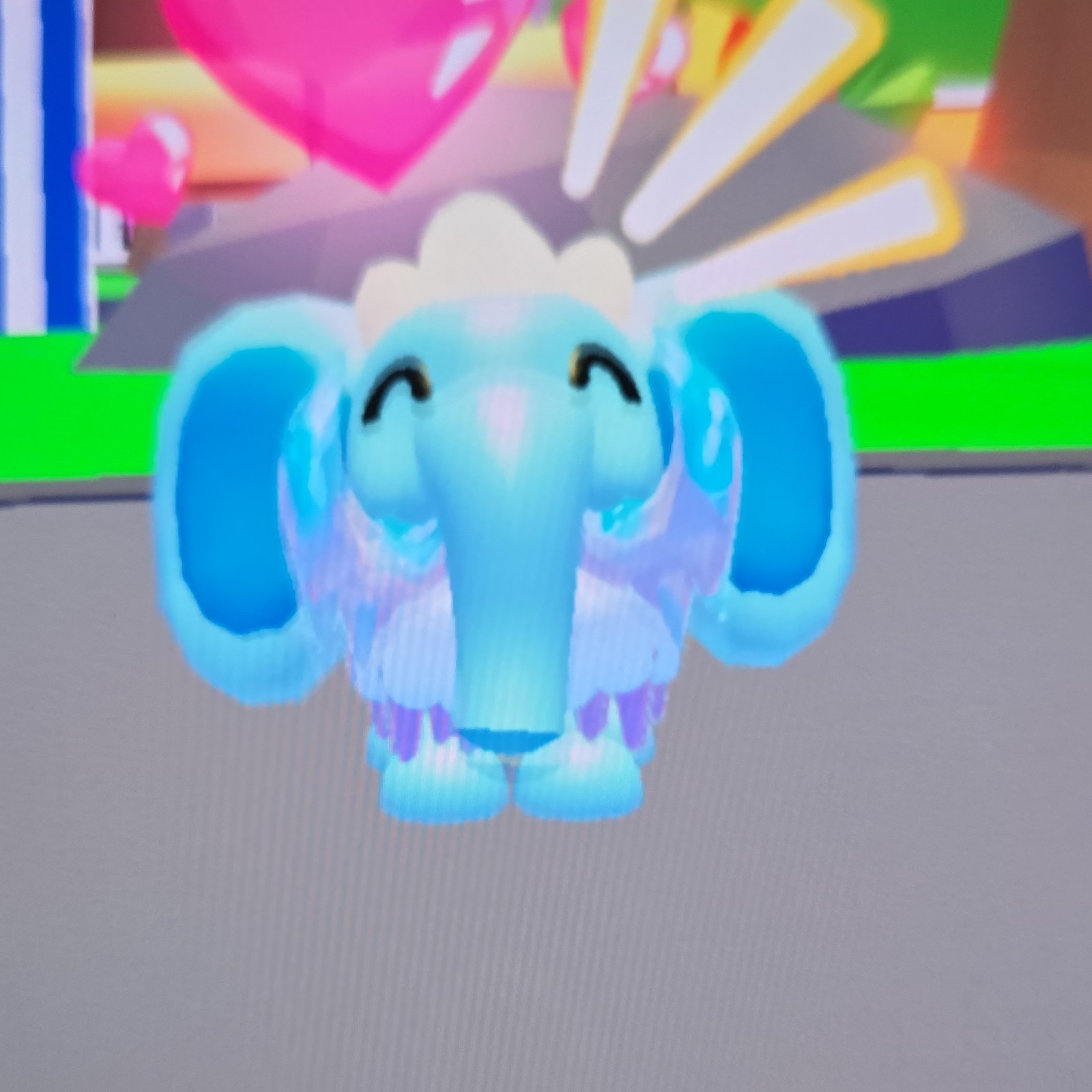 Selling Snowy Mammoth Ultra-Rare In-Game Pet Adopt me!!