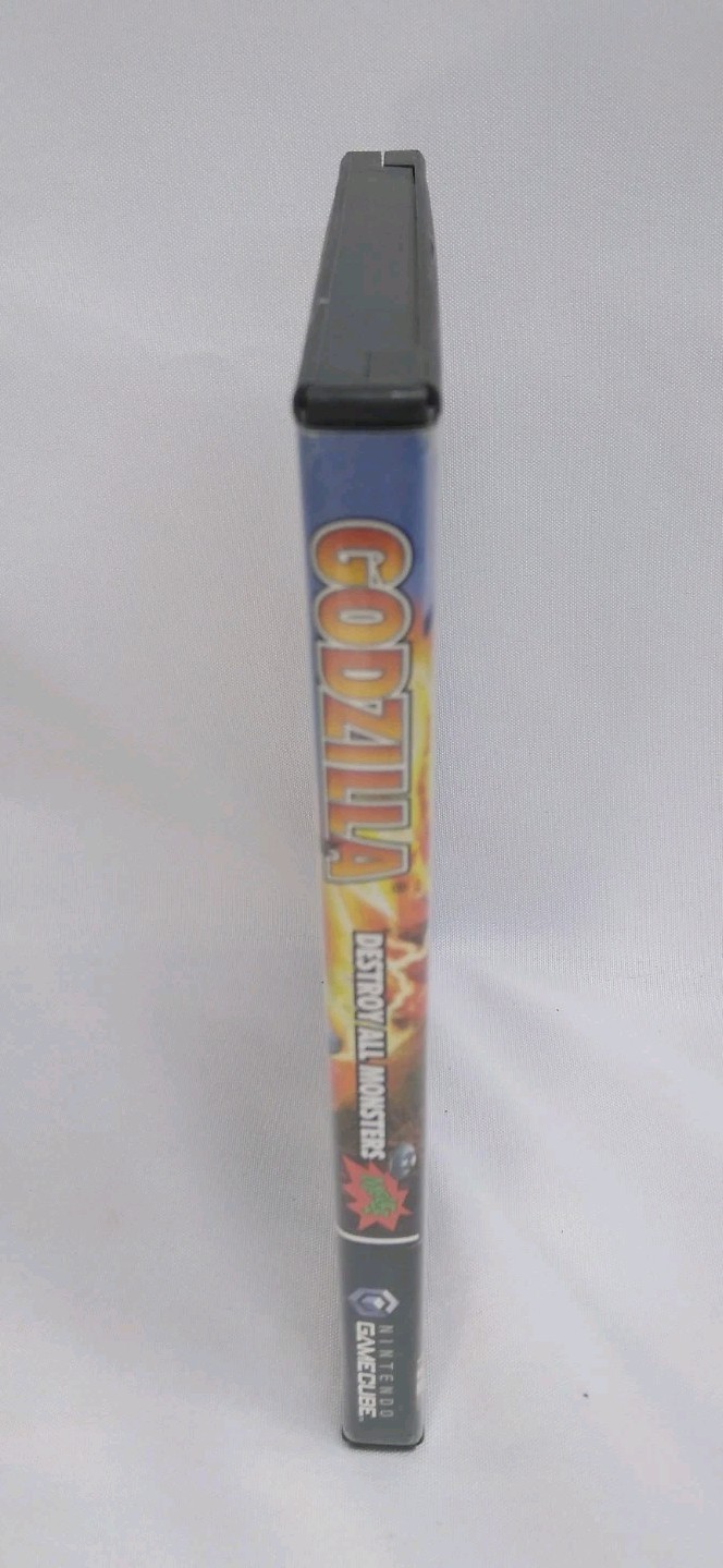 Gamecube Godzilla Destroy All Monsters Melee Nintendo Game Case & Manual 2002