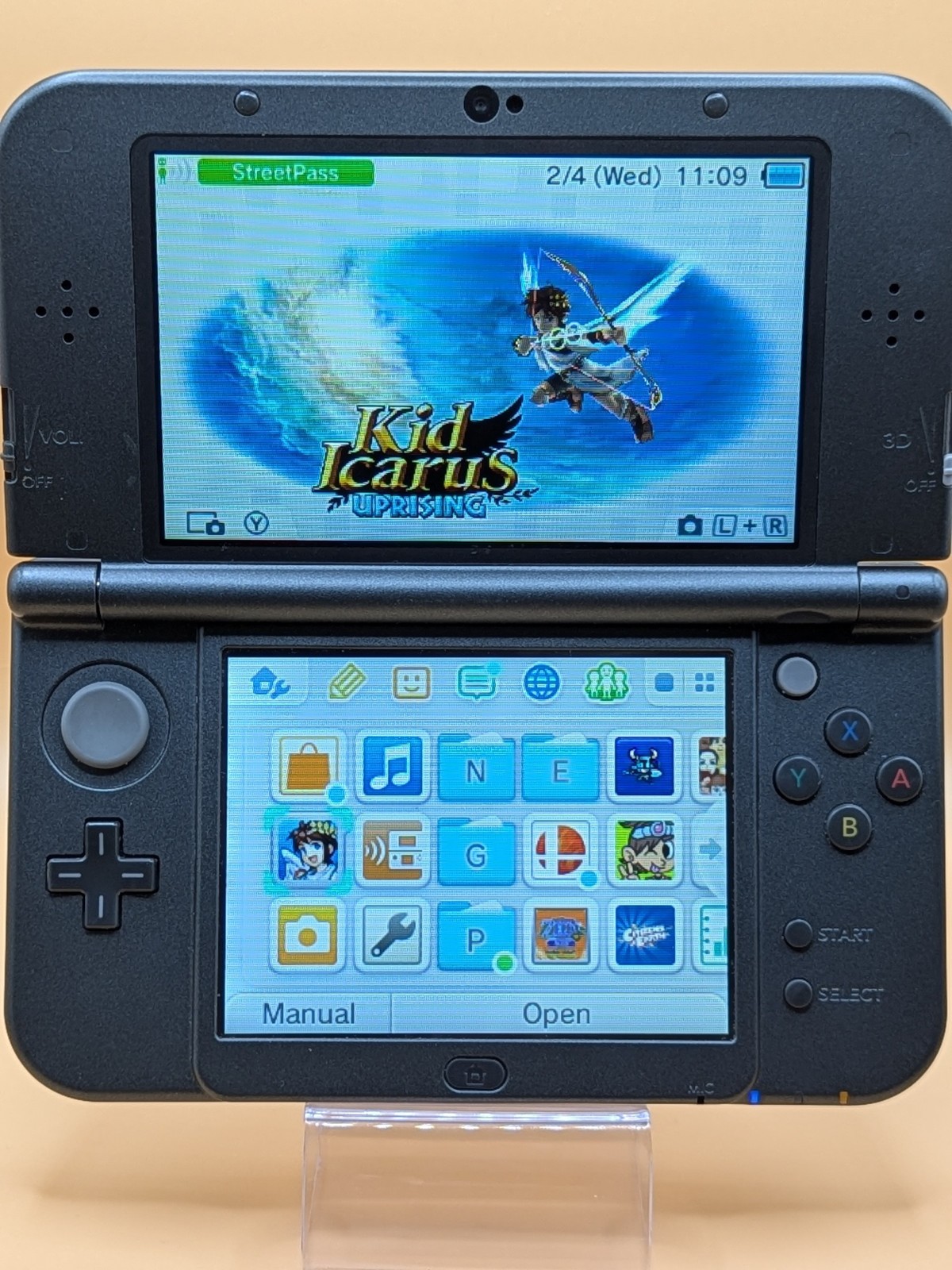 Kid Icarus Uprising 3DS, CiB w/ Stand & AR Cards – Pre-owned, Tested & Authentic