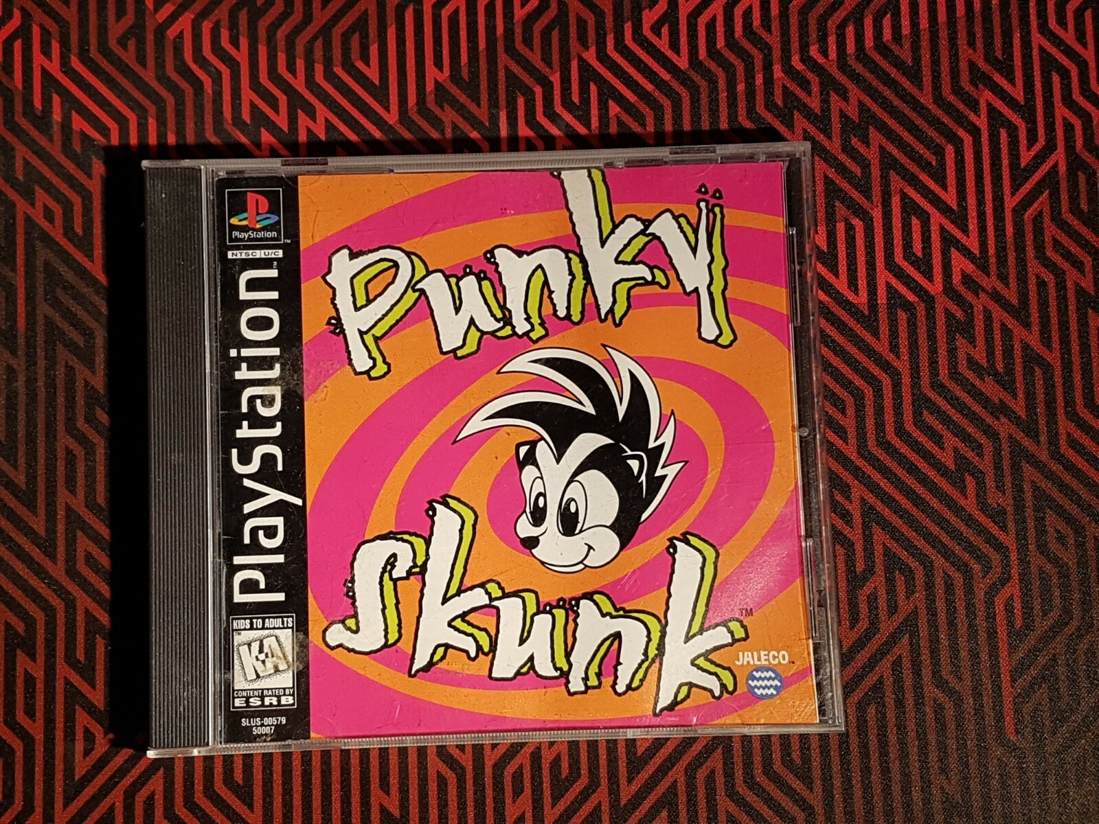 Punky Skunk Sony Playstation 1 1998 disc+manual MINT