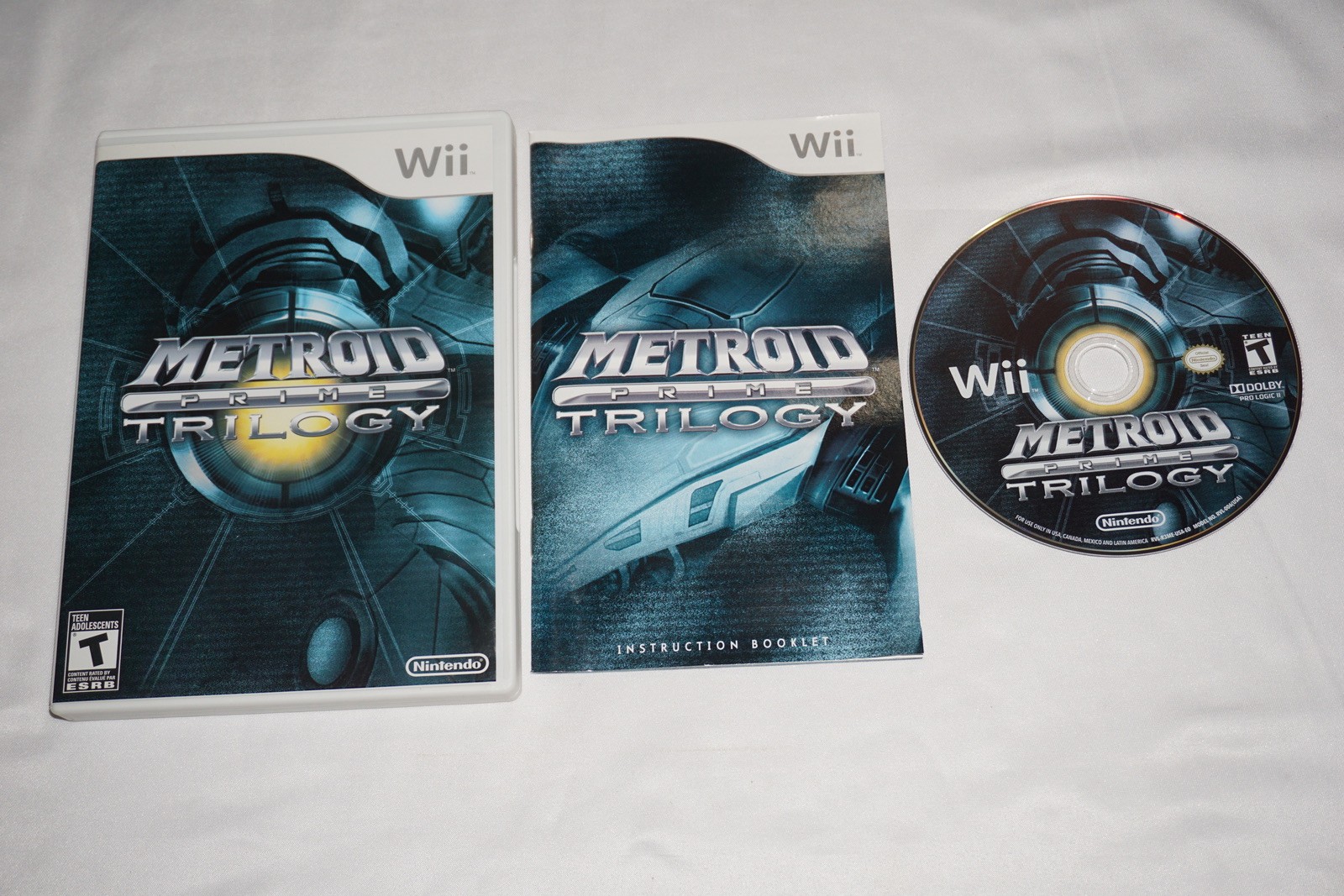 Metroid Prime Trilogy (Nintendo Wii) Complete