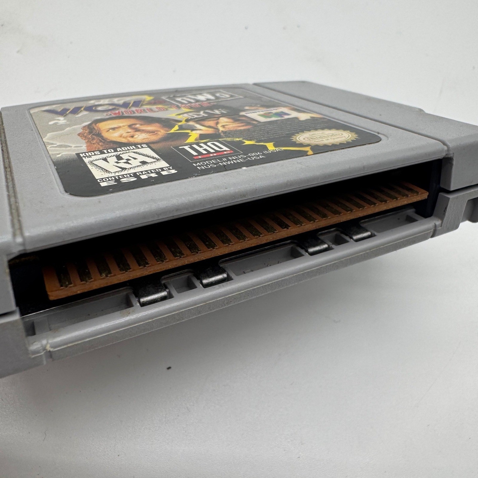 WCW vs nWo World Tour Nintendo 64 N64 THQ Video Game Cartridge NUS-006 USA
