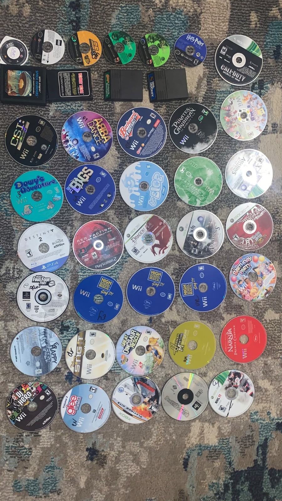 Lot of 130 loose games ALL UNTESTED (various systems) READ DESCRIPTION