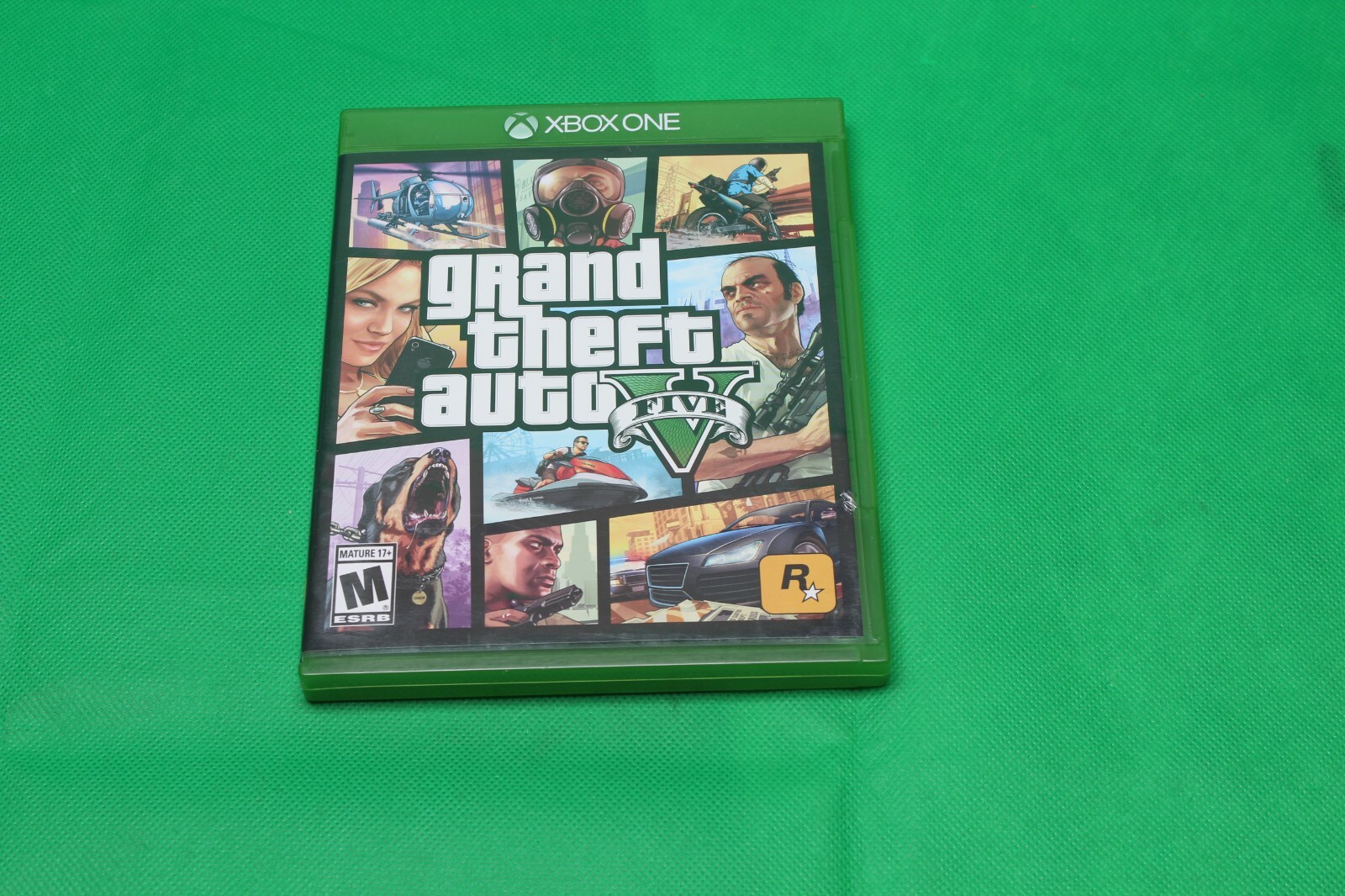 Grand Theft Auto V: Premium Edition – (Microsoft Xbox One) Cleaned and tested