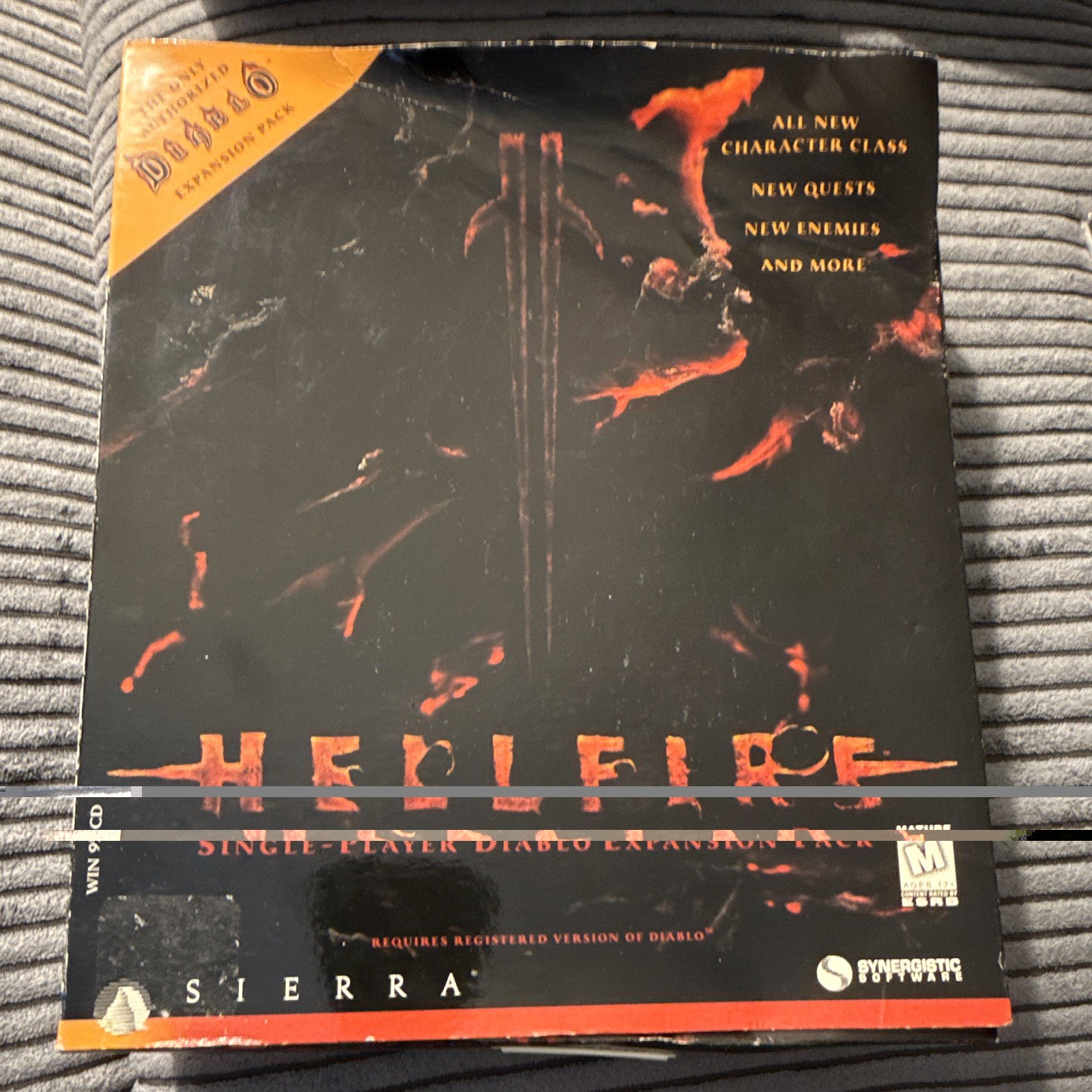 Diablo: Hellfire (PC) 1997 CIB Complete Expansion Pack Sierra RPG Authentic