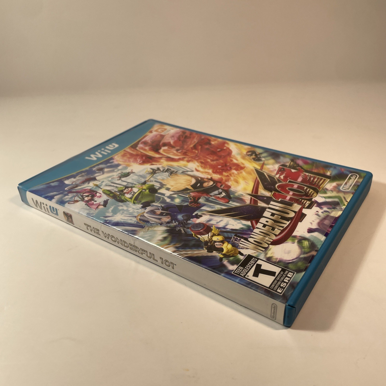 The Wonderful 101 (Wii U, 2013) CIB Complete