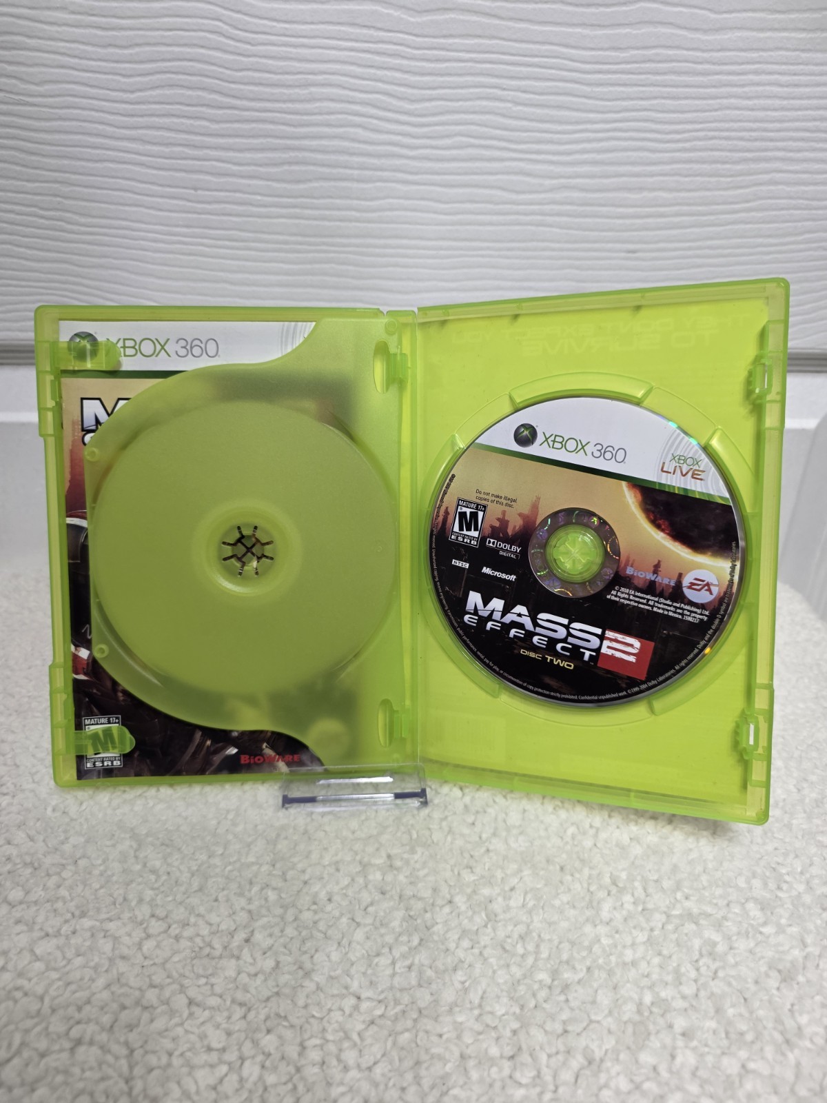 Mass Effect 2 (Microsoft Xbox 360) CIB Complete Tested