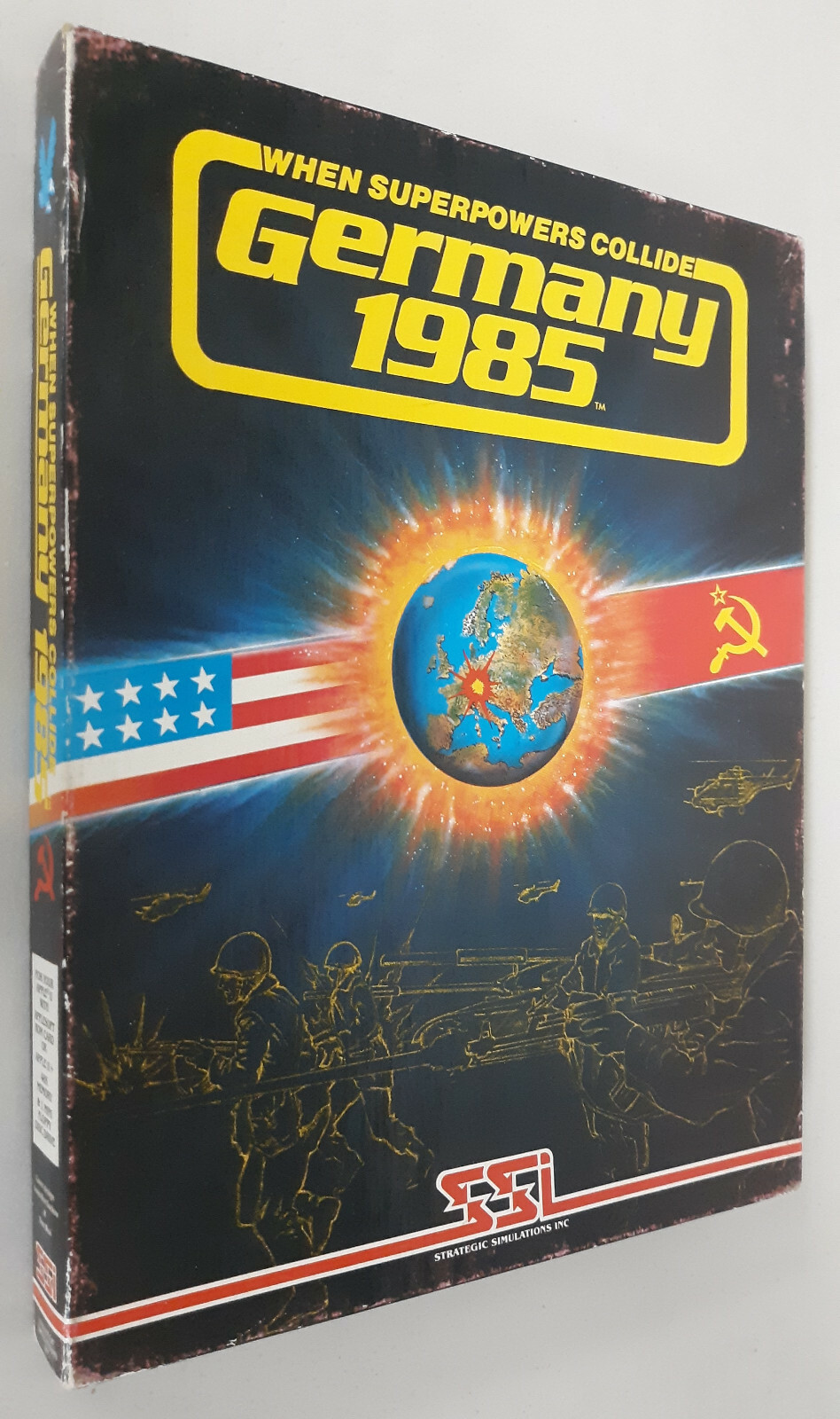 Germany 1985 When Superpowers Collide Big Box by SSI Apple II+,IIe,IIc,IIgs 1982