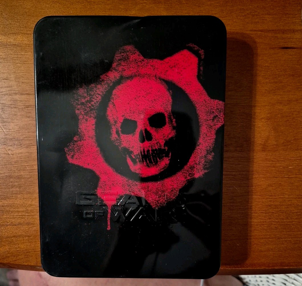 Gears of War Collector’s Edition Microsoft Xbox 360 Tin, Game, Destroyed Beauty