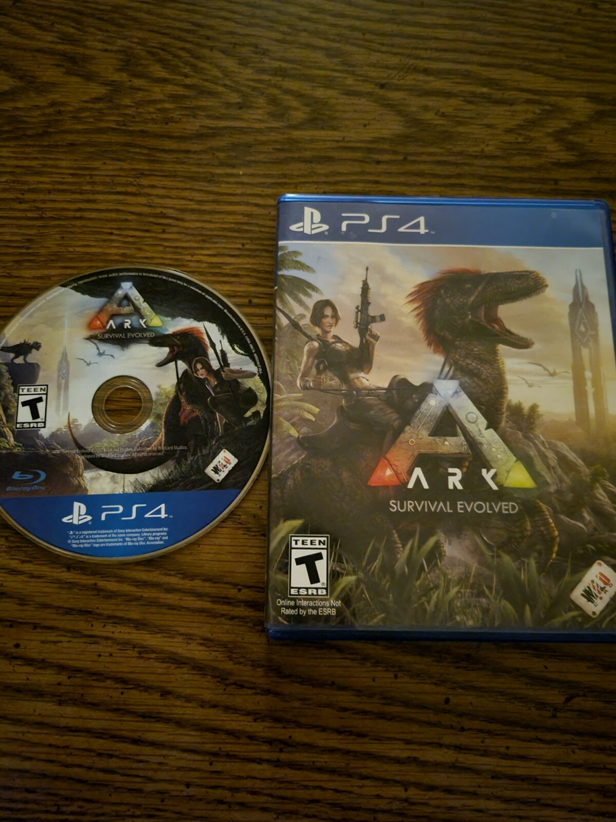 Studio Wildcard Ark: Survival Evolved (Sony PlayStation 4, 2017)