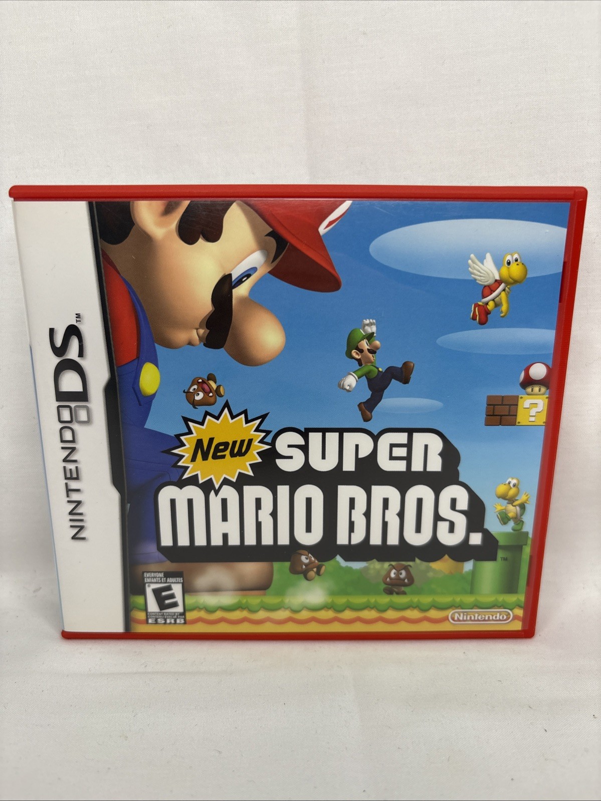 New Super Mario Bros. (Nintendo DS) Complete with Manual!