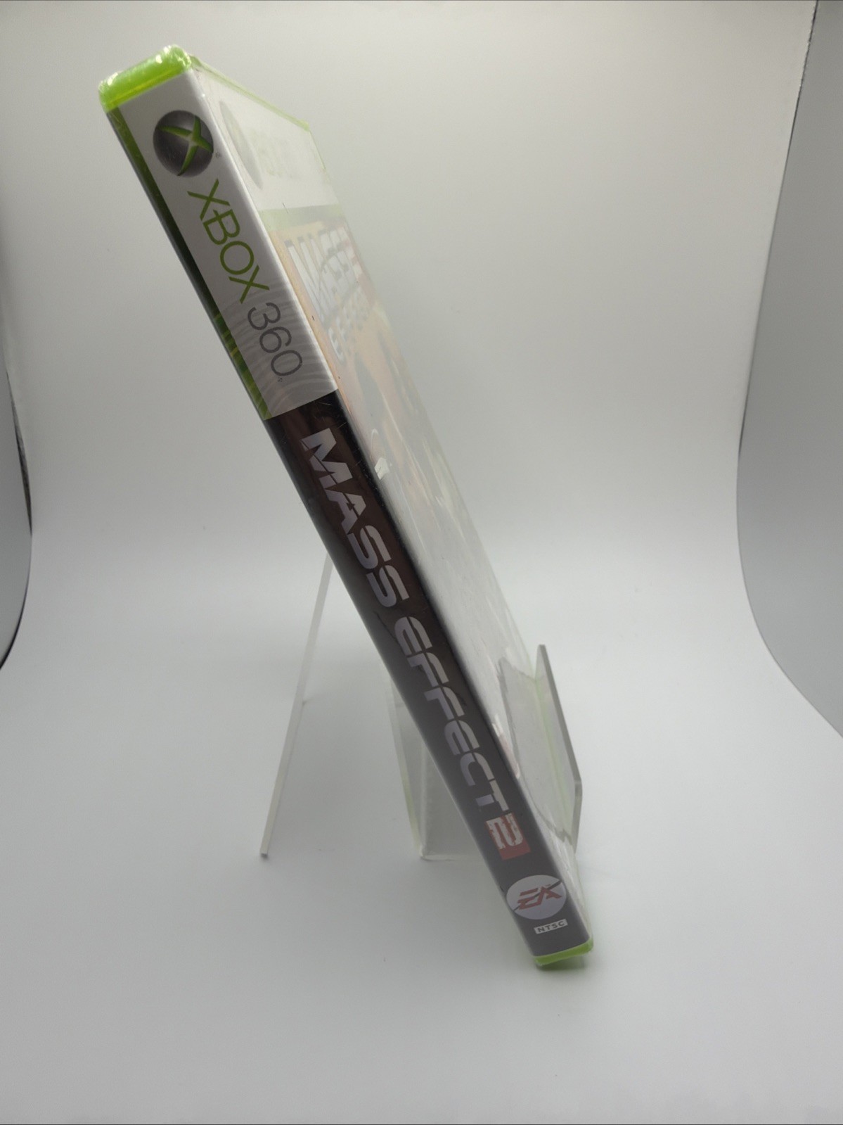 Brand New Sealed Mass Effect 2 (Microsoft Xbox 360, 2010)