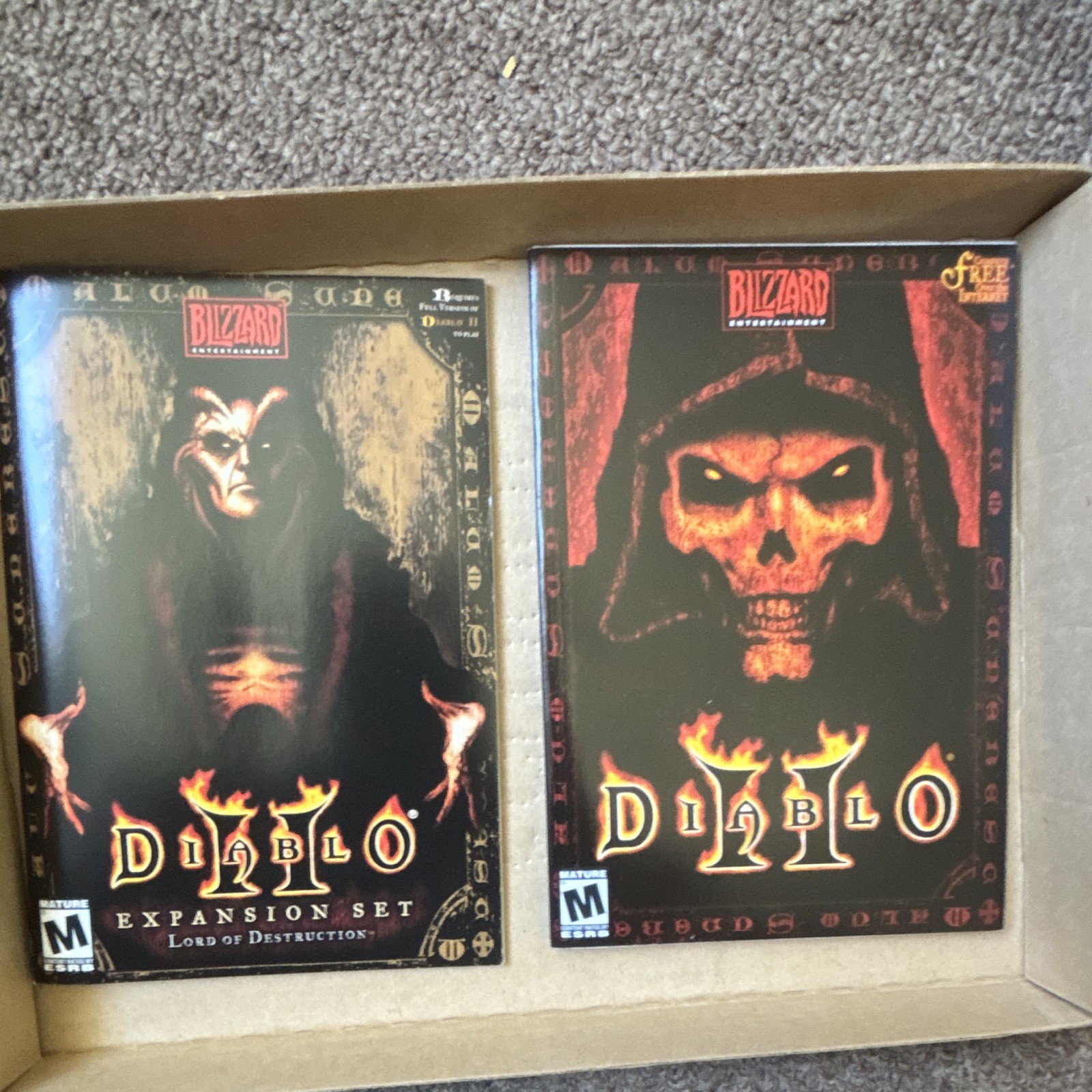 Blizzard Diablo Battle Chest PC w/ Diablo II LoD Expansion + Strategy Guide