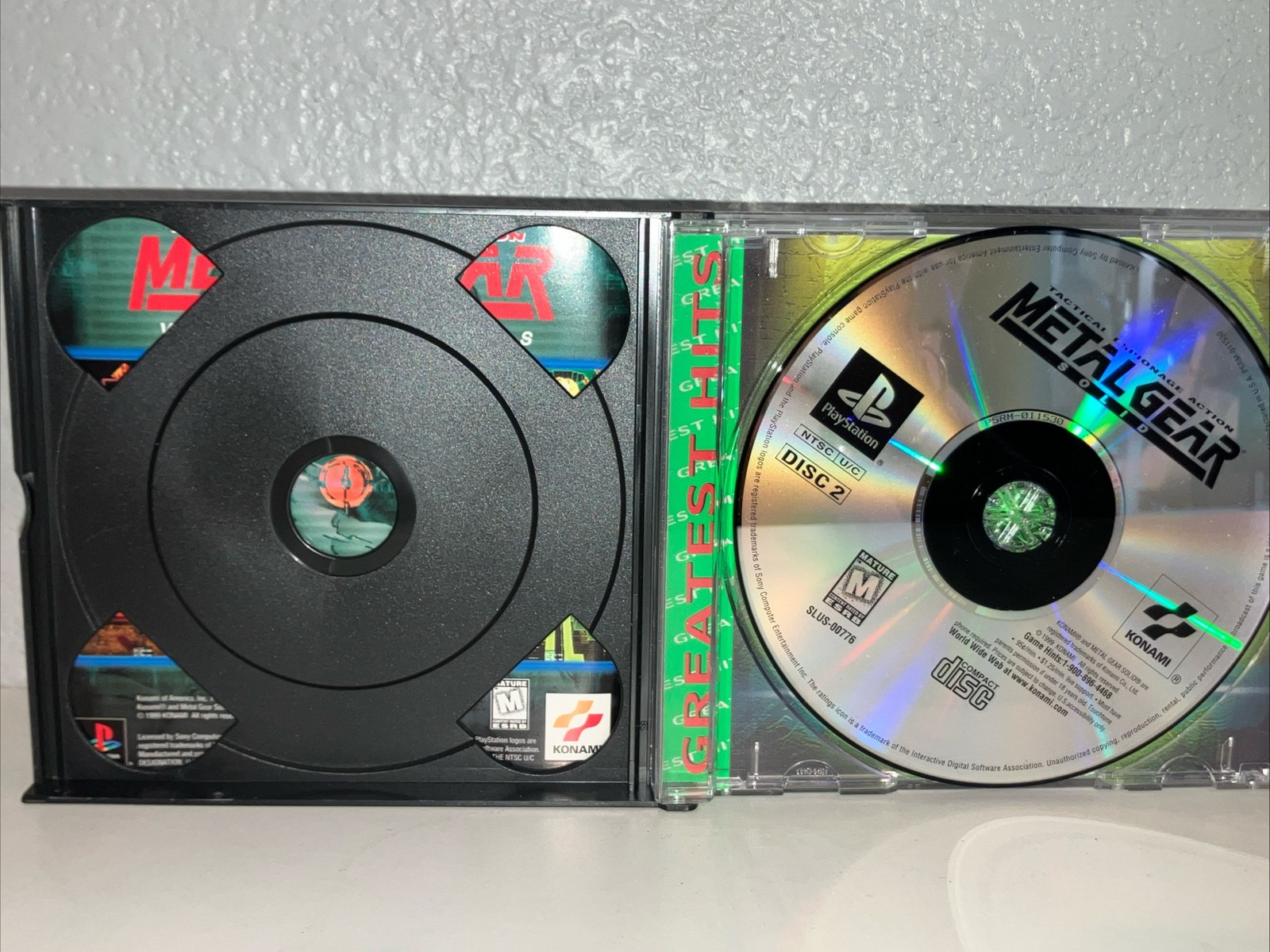 Metal Gear Solid Tactical Espionage Action (Sony PlayStation 1, 1998)