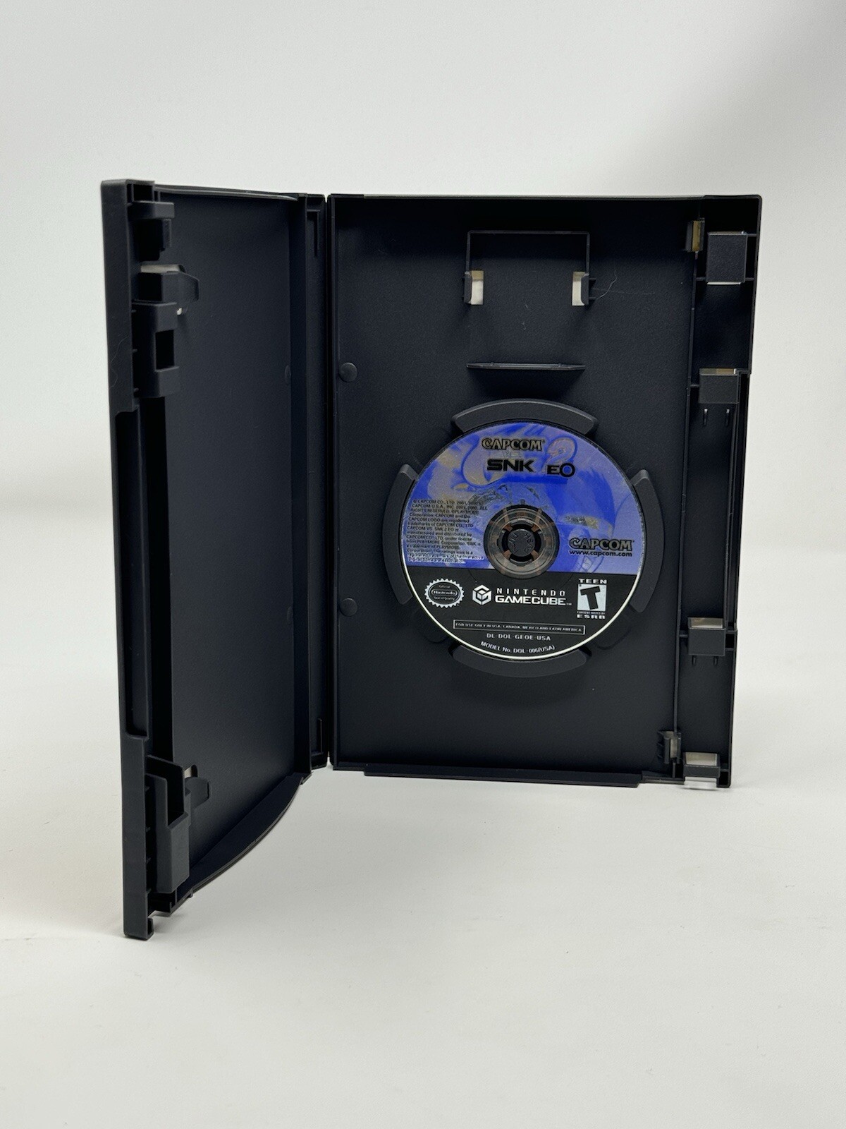 Capcom vs. SNK 2: EO (No Scratches) for Nintendo GameCube *GC* Ships Same Day