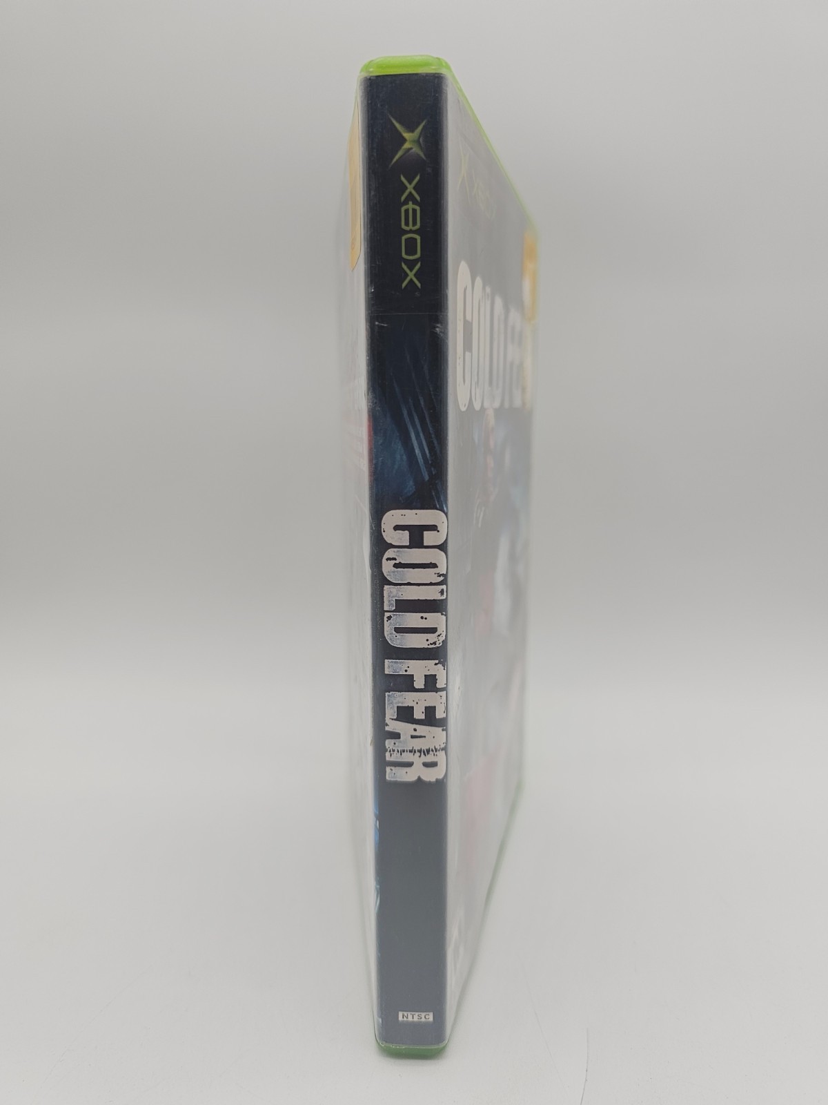 Cold Fear (Microsoft Xbox, 2005 Ubisoft) CIB /w Reg Complete Survival Horror
