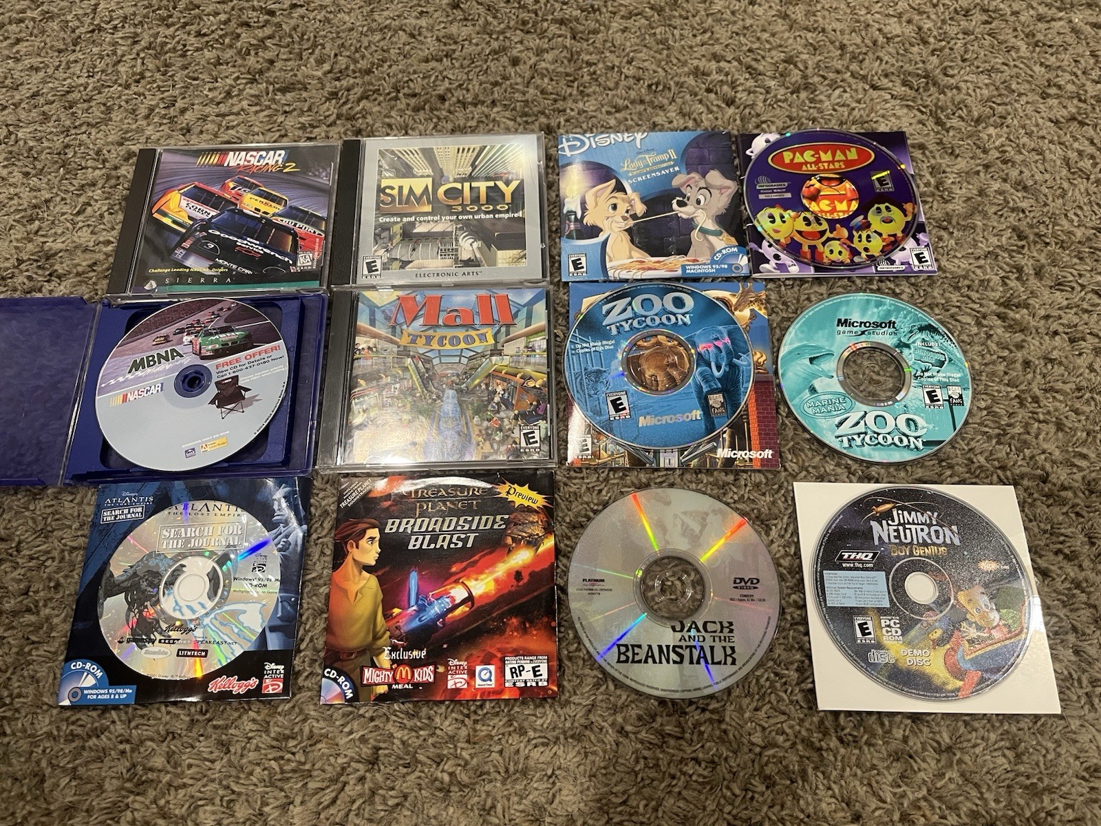 CD-ROM Games & Movies Lot