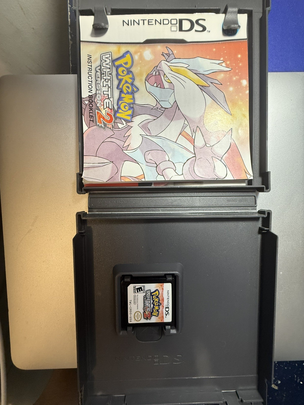 Pokemon: White Version 2 (Nintendo DS, 2012)