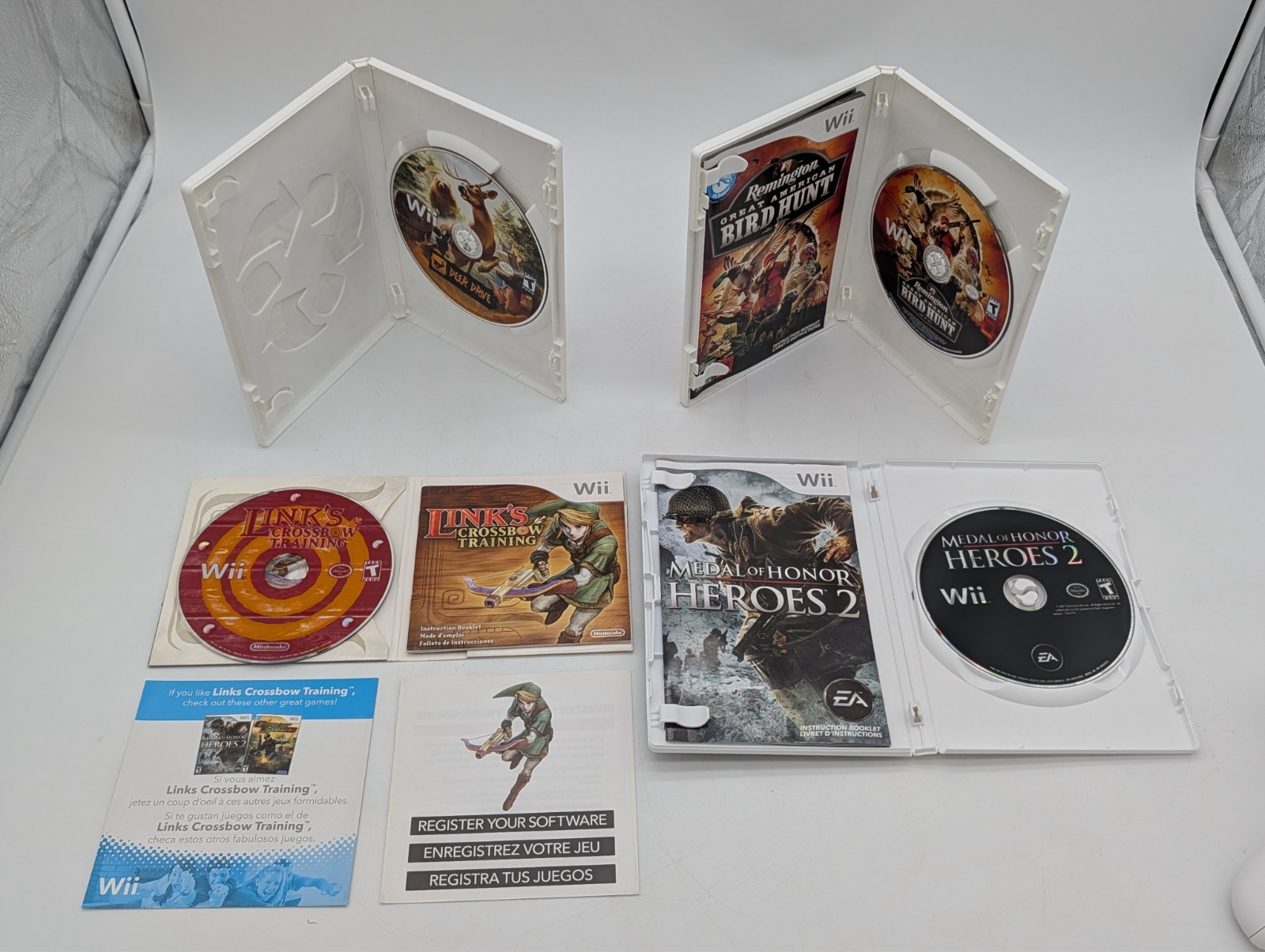 Nintendo Wii Zapper Gun Shooting Hunting Bundle – x4 Games and 2 Zappers