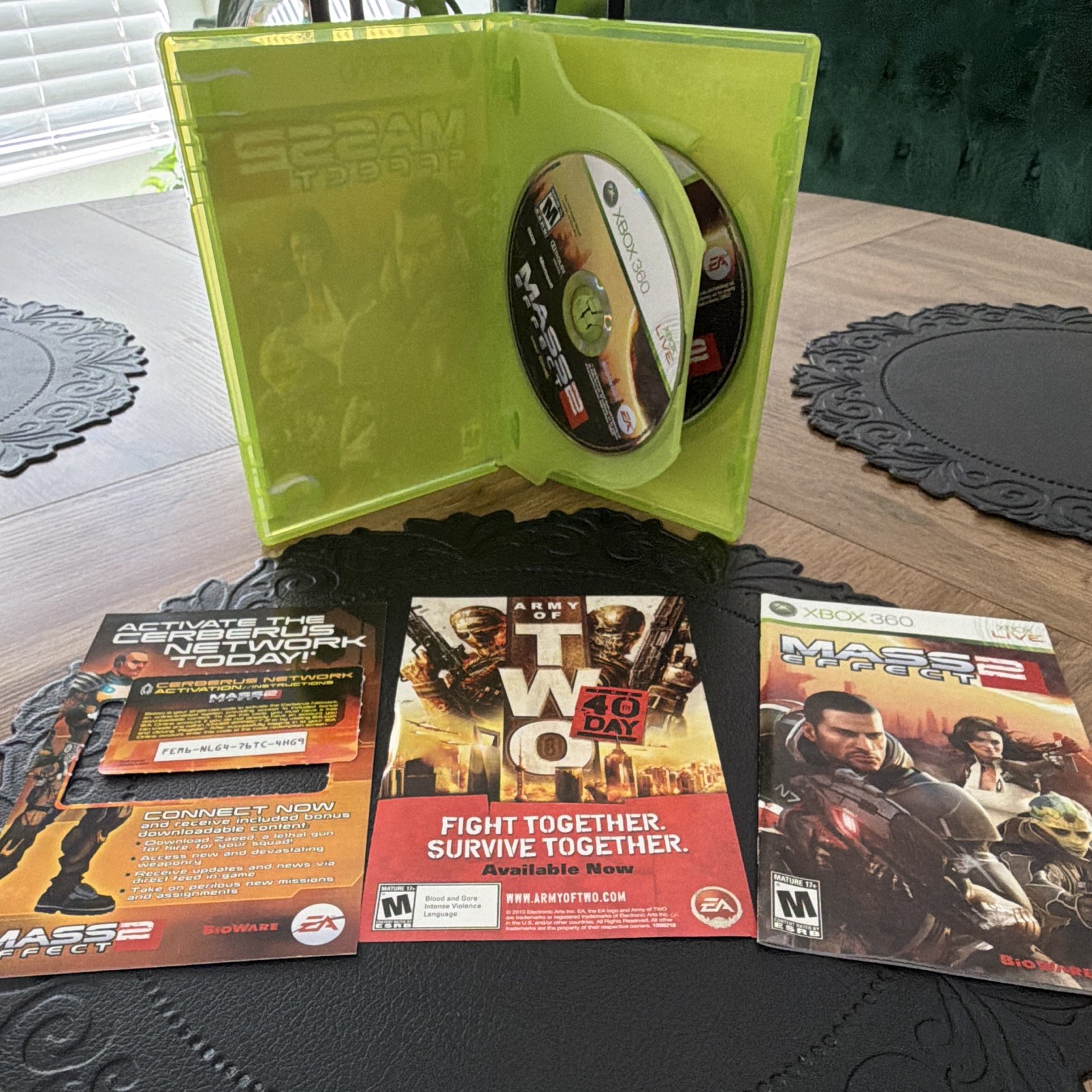 Electronic Arts Mass Effect 2 Microsoft Xbox 360 Complete w/ Manual, 2 Discs, M