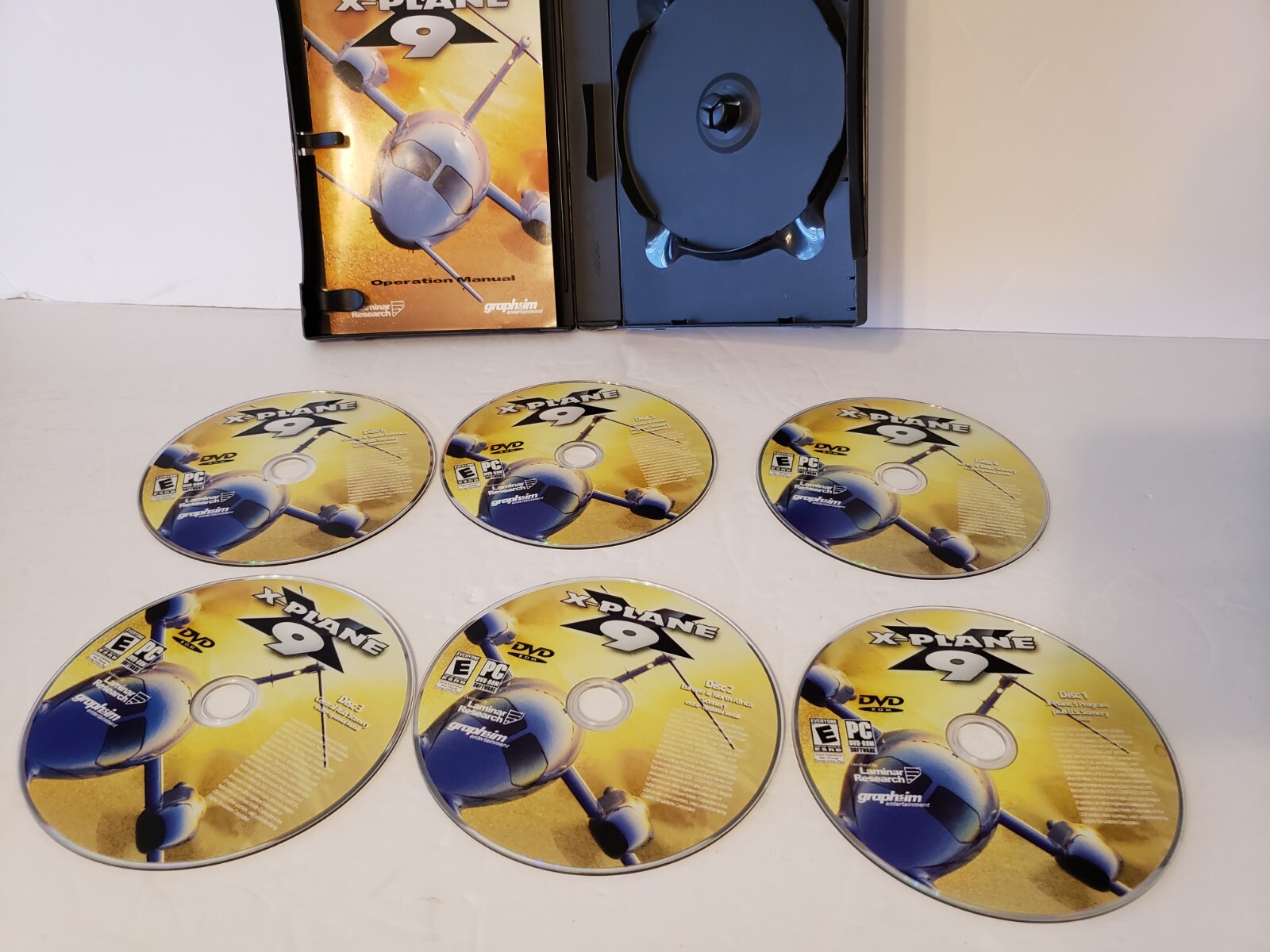 X-Plane 9 Fl8ght Simulation (PC Dvd Rom Software 2008) 6 Discs