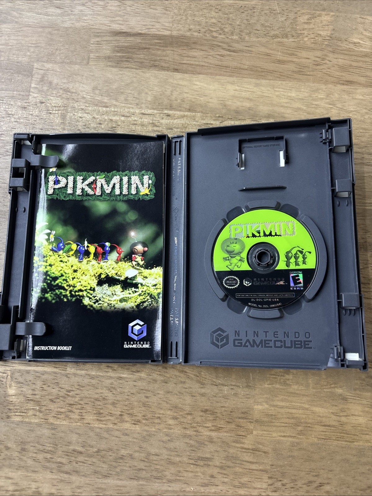 Pikmin Nintendo Gamecube CIB Complete