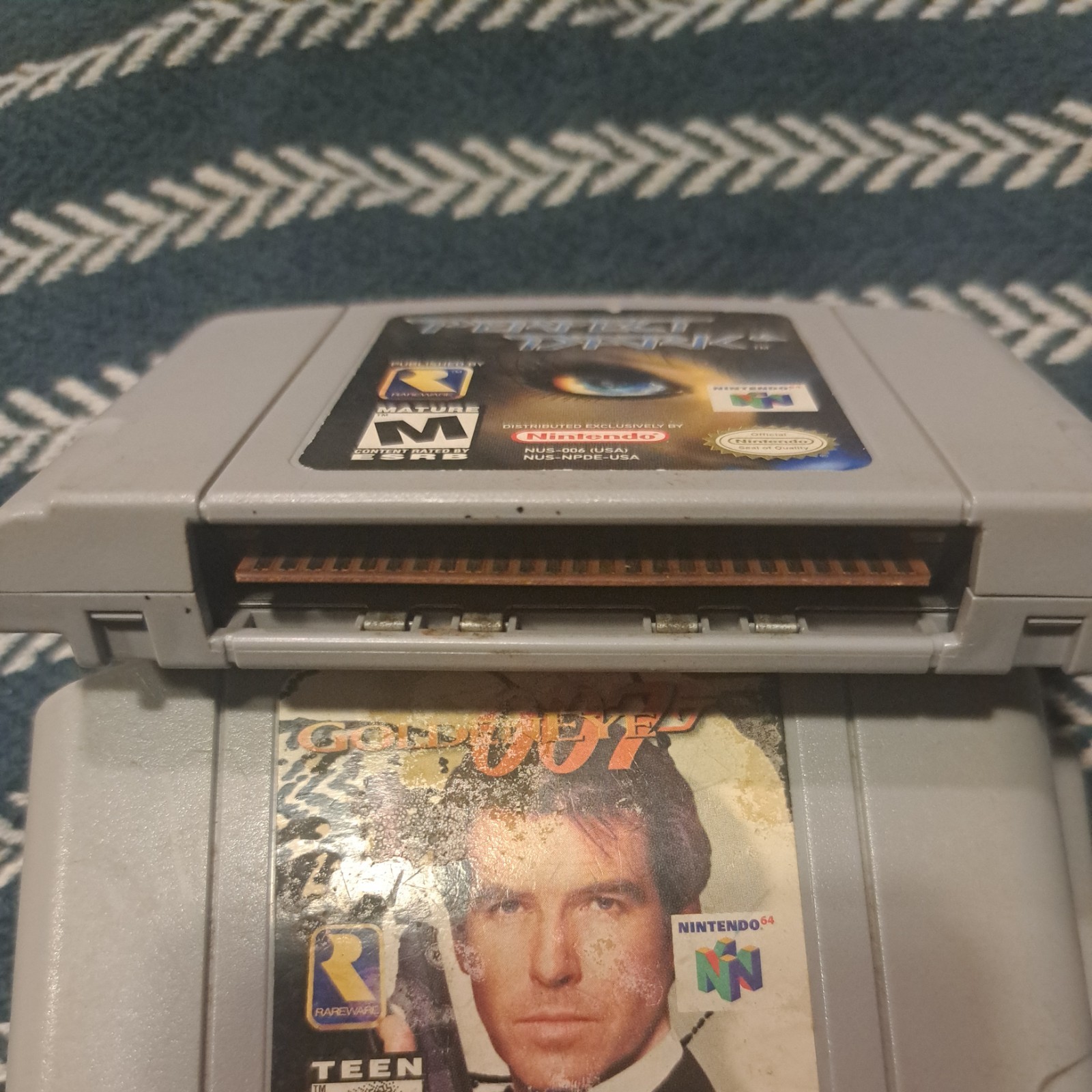 Perfect Dark (Nintendo 64, 2000) N64