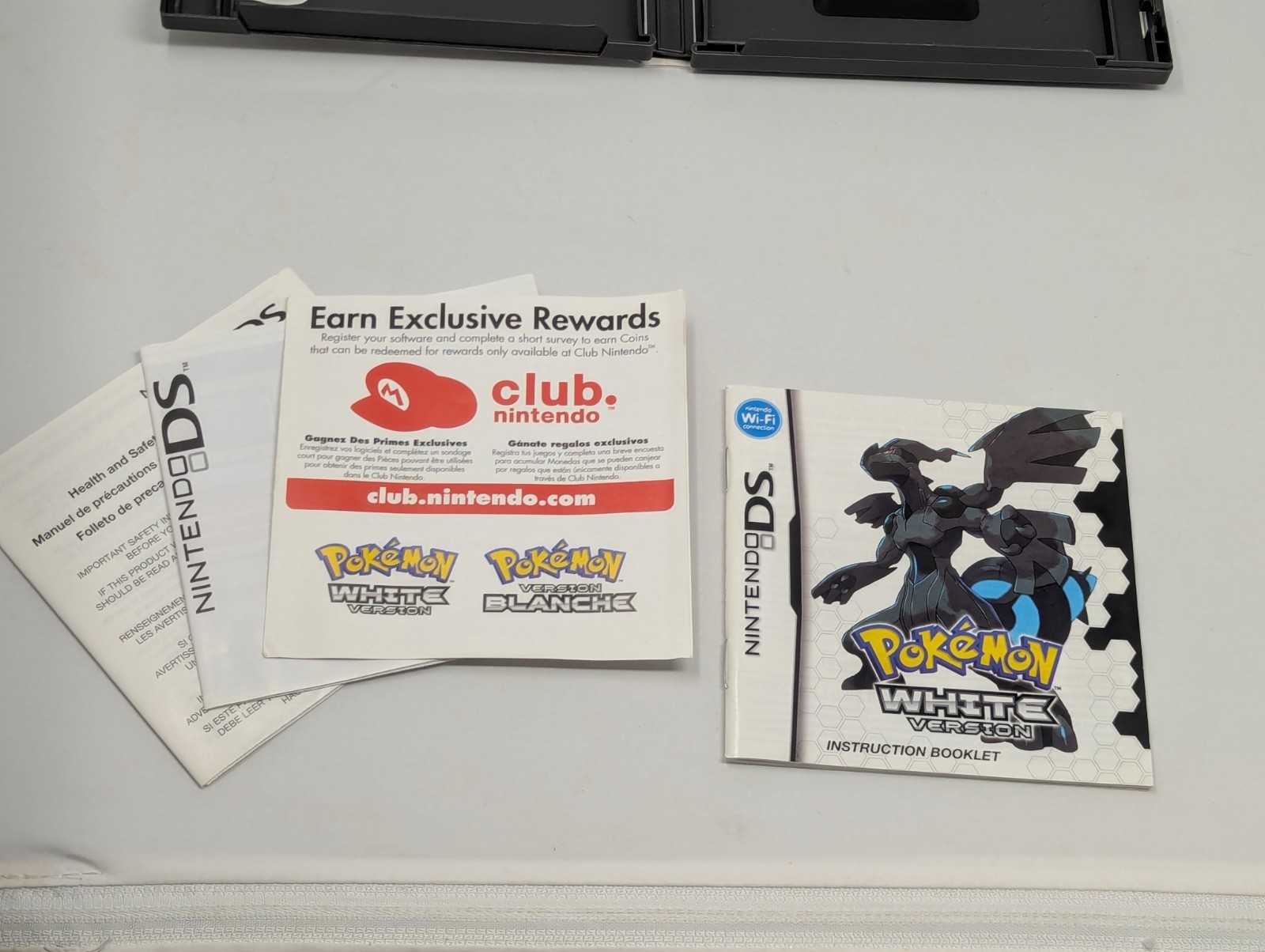 Pokemon White Version Authentic Nintendo DS 2011 Complete Cib Tested Fast Ship B