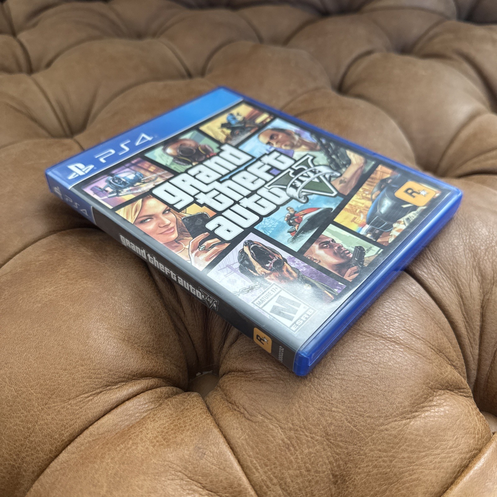 Grand Theft Auto V PlayStation 4 (Complete Map Manual) No Scratches (GTA 5, PS4)