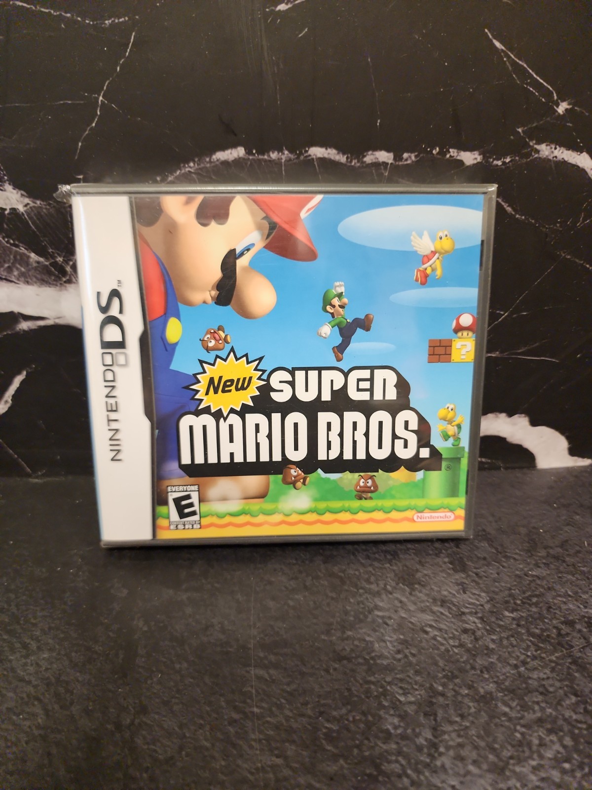 Nintendo DS New Super Mario Bros Factory Sealed New
