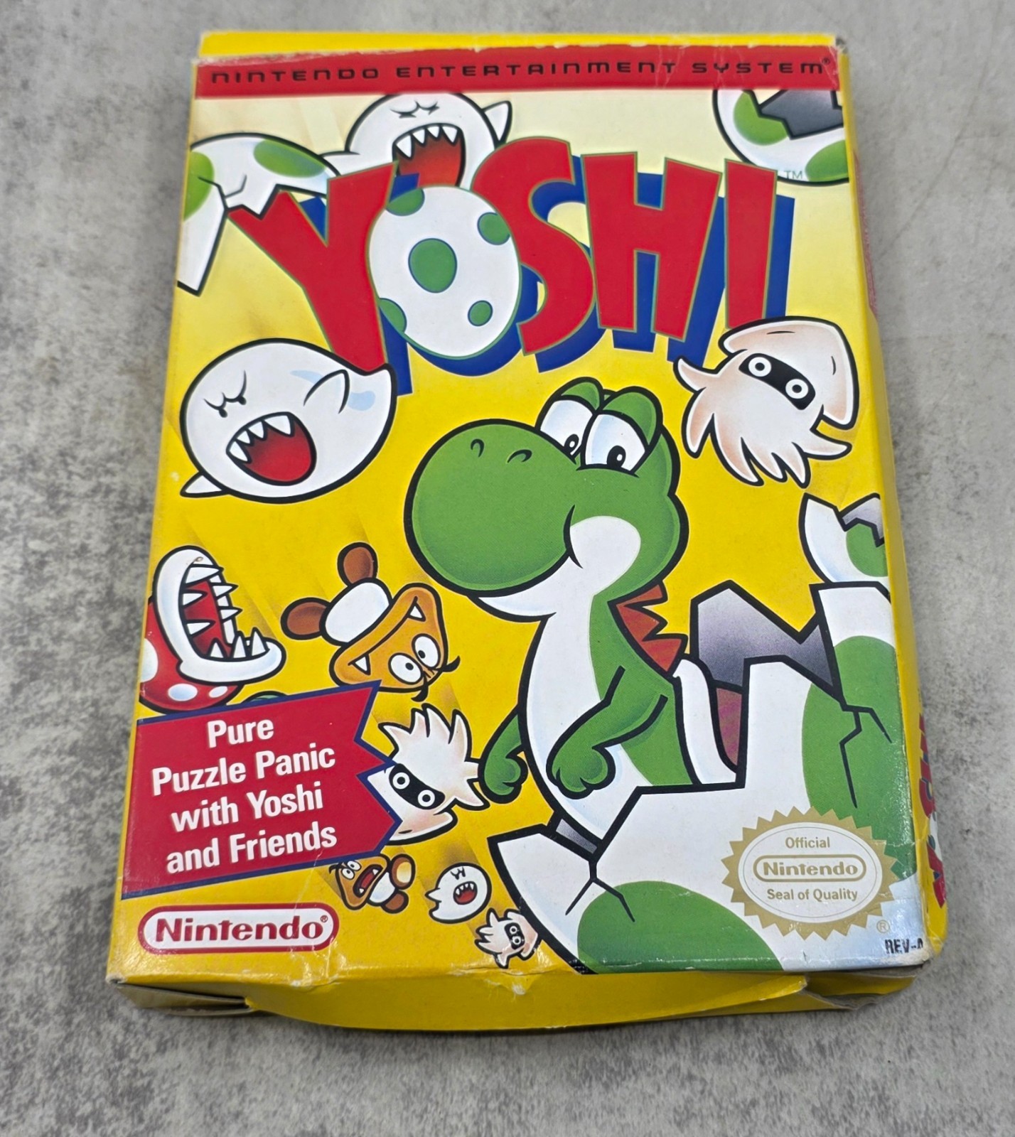 Yoshi NES Nintendo Entertainment System, 1992 CIB Complete in Box