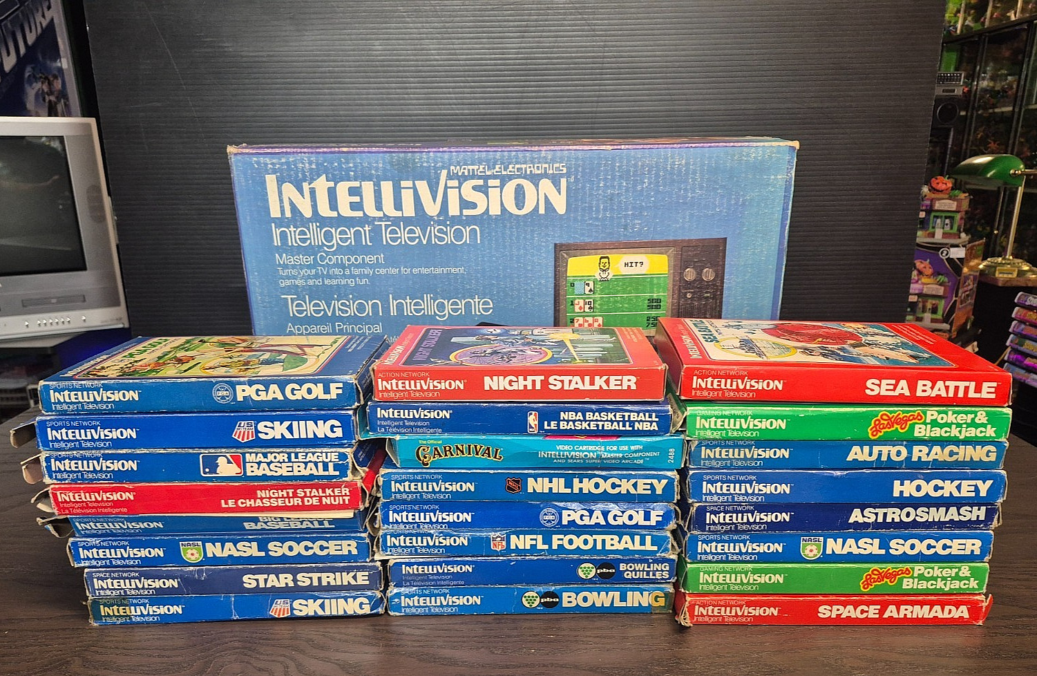 Mattel INTELLIVISION Game Lot Of 23, Some Overlays, Various Titles + BOX