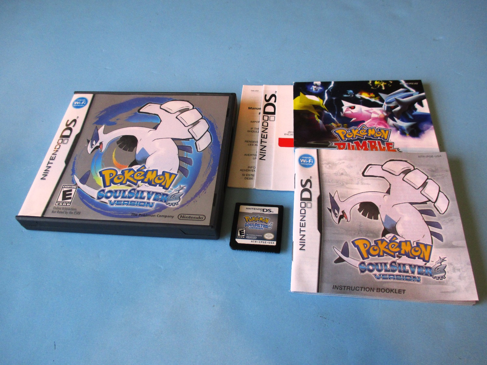 Pokemon Soulsilver Version Nintendo DS Lite DSi XL 3DS w/Case, Manual & Inserts