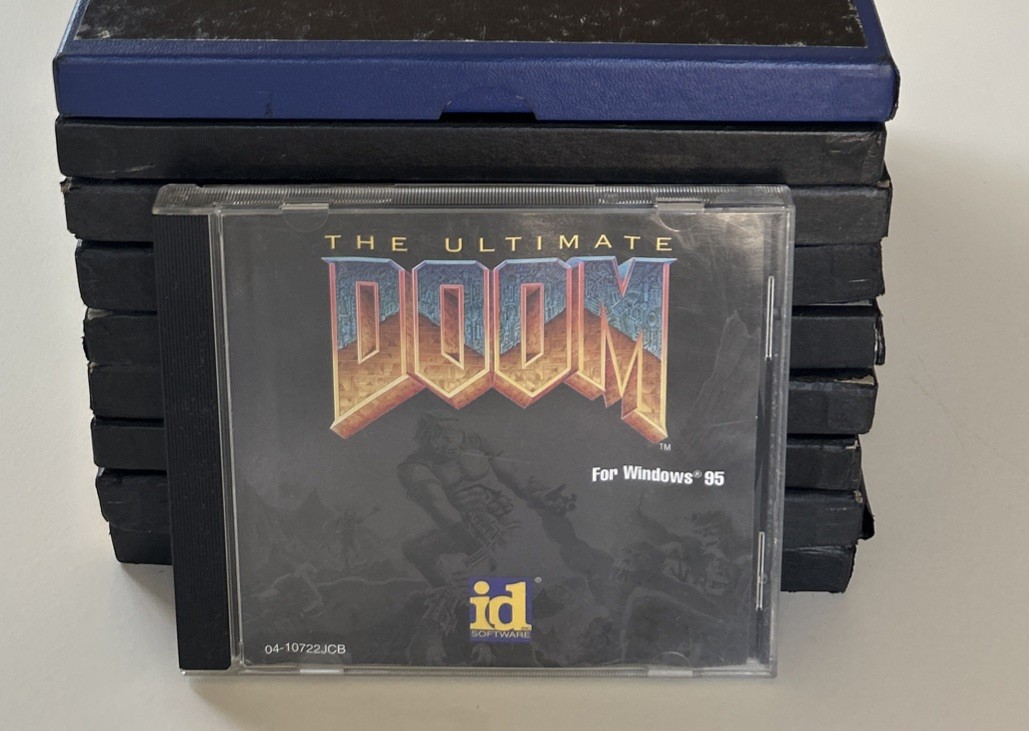 id Software The Ultimate Doom Windows 95 CD-ROM Doom Series PC Game 1995 Loose
