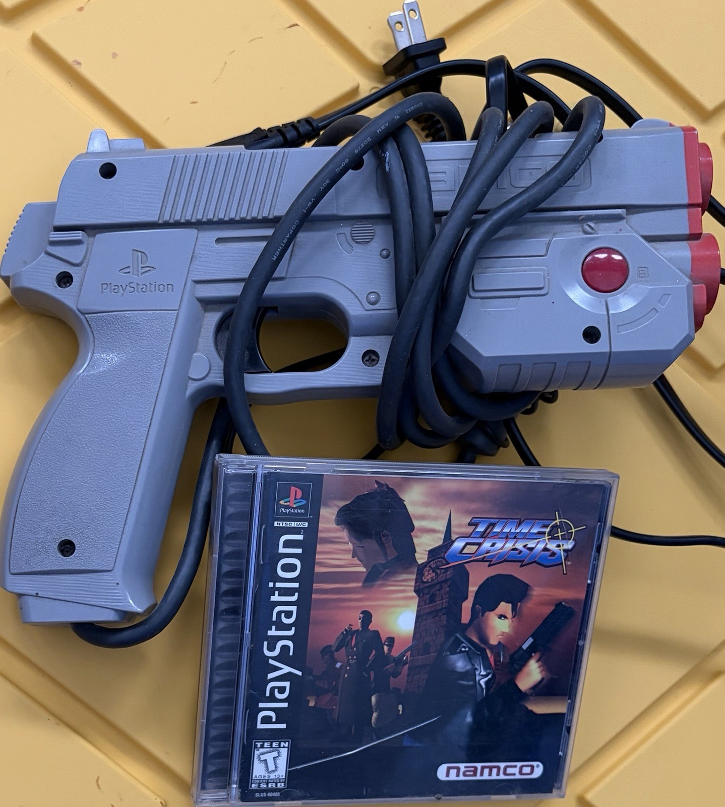 Time Crisis Game PlayStation PS1 + Namco GunCon Light Gun CIB Shooter House Dead