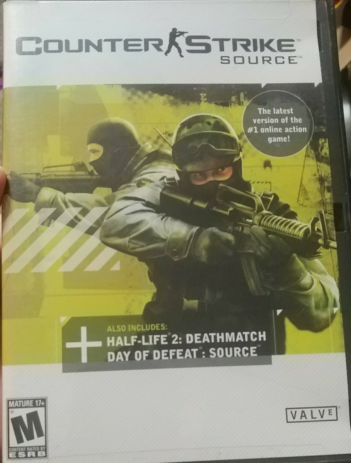 Counter Strike Source-PC-Valve-Rated M-4 discs-with Half Life 2: Deathmatch