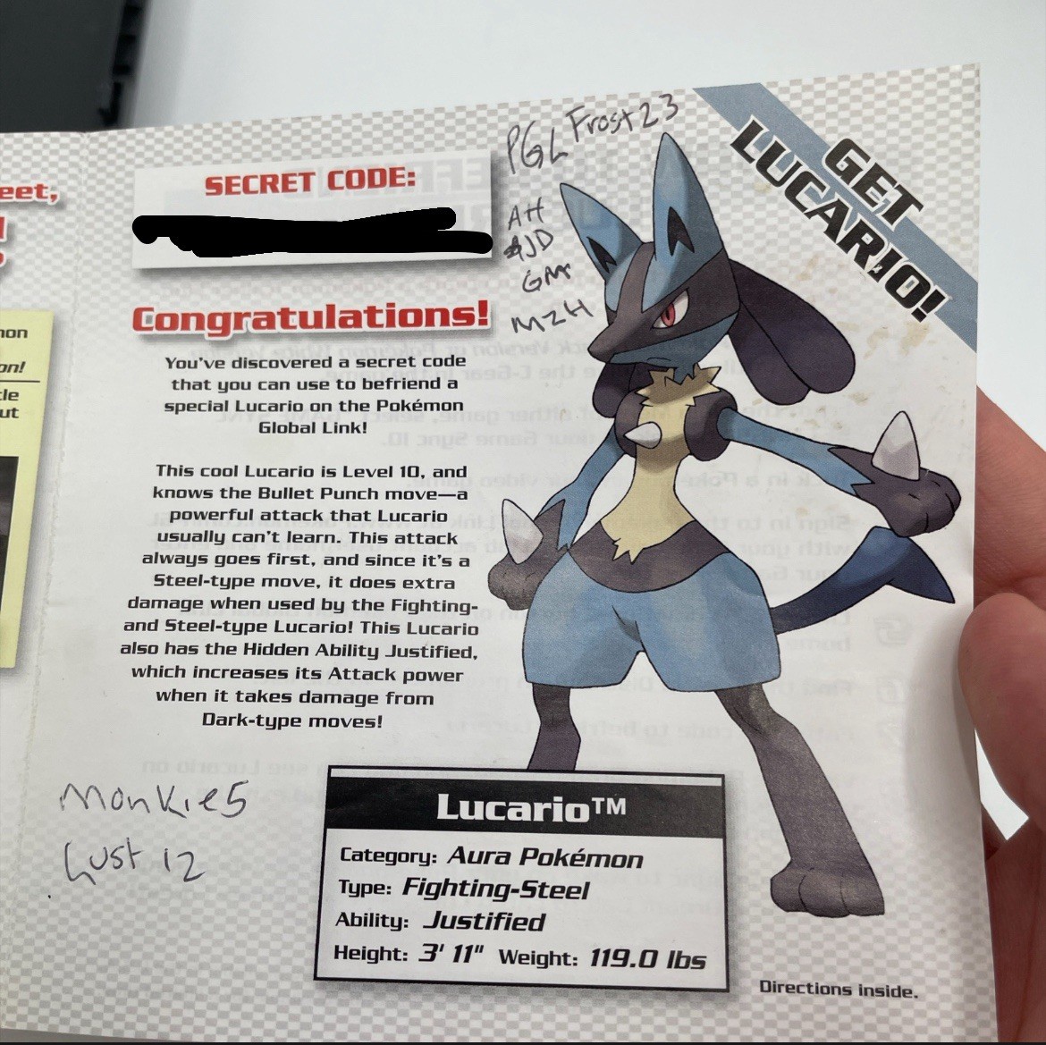 Pokemon White Version Nintendo DS Complete CIB W/ Lucario Code Authentic