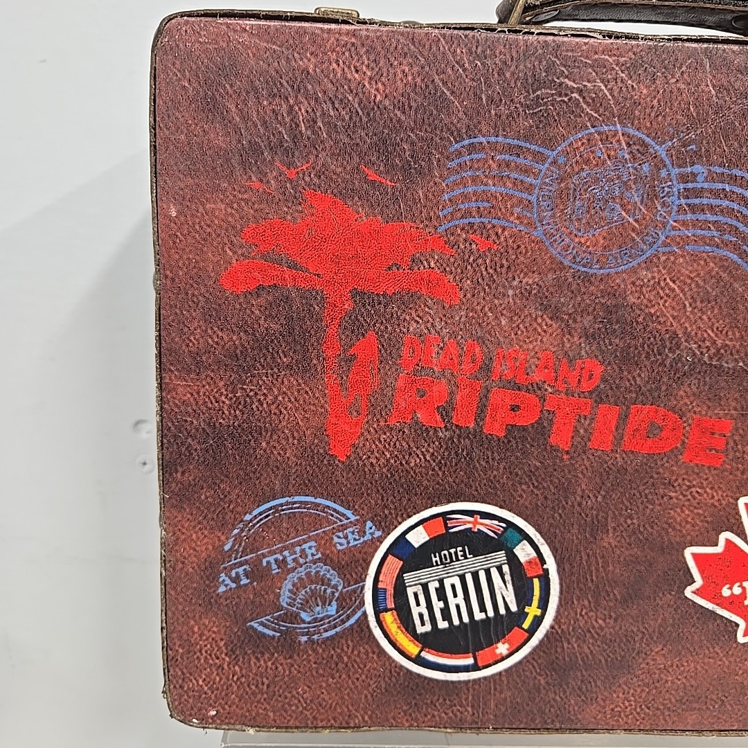 DEAD ISLAND: RIPTIDE Rigor Mortis SUITCASE Collector’s Edition NO GAME PS3