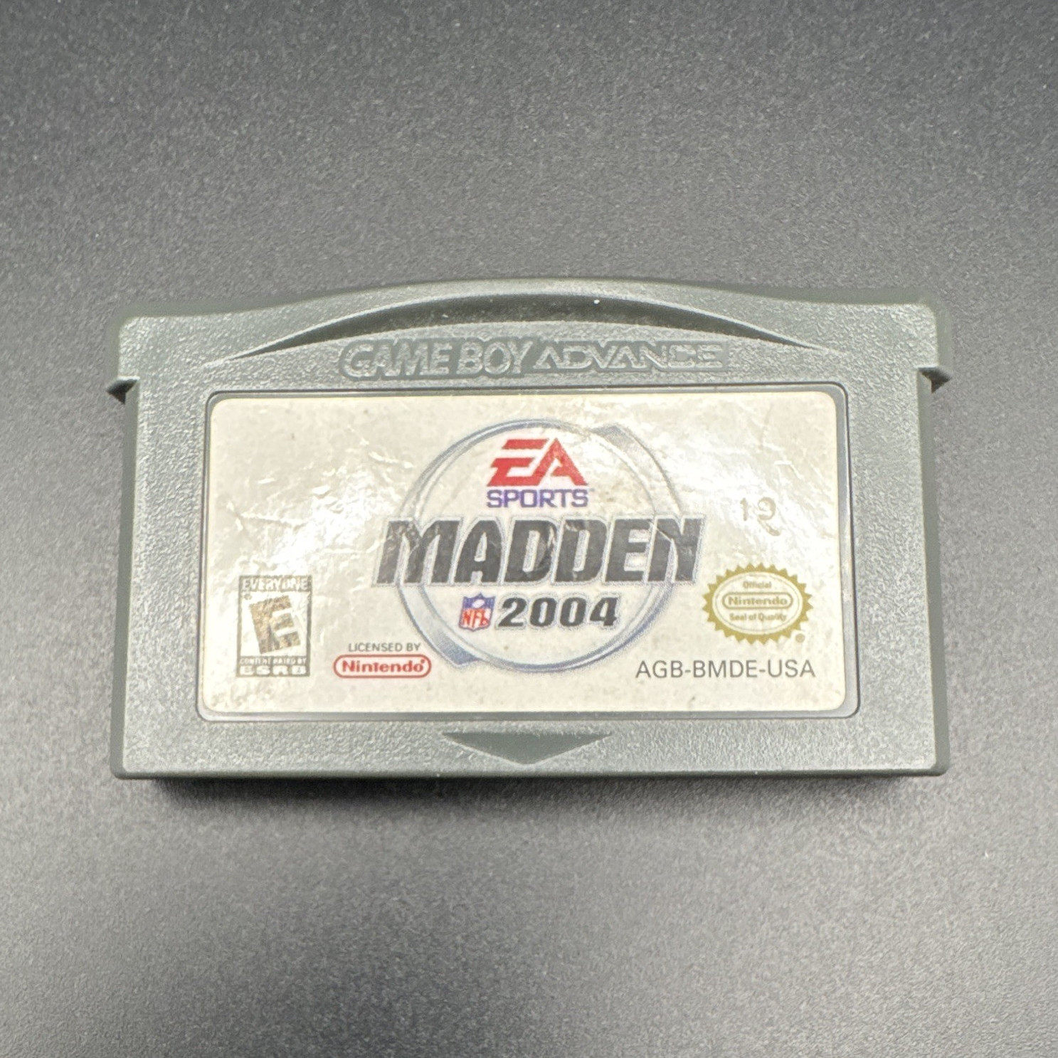 EA SPORTS Madden 2004 Nintendo Game Boy Advance GBA Football E NTSC (Works)