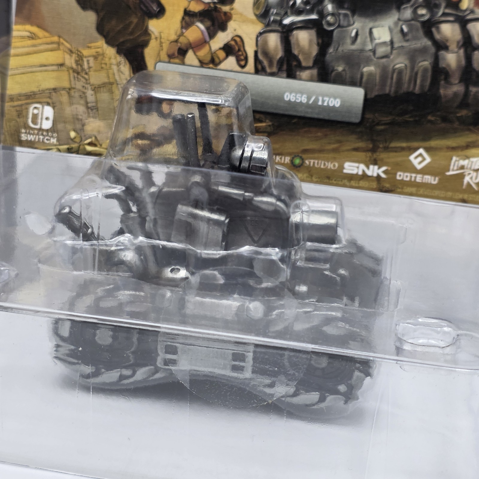Metal Slug Tactics COMMANDING OFFICER Limited EDITION Figure Box & Certificate